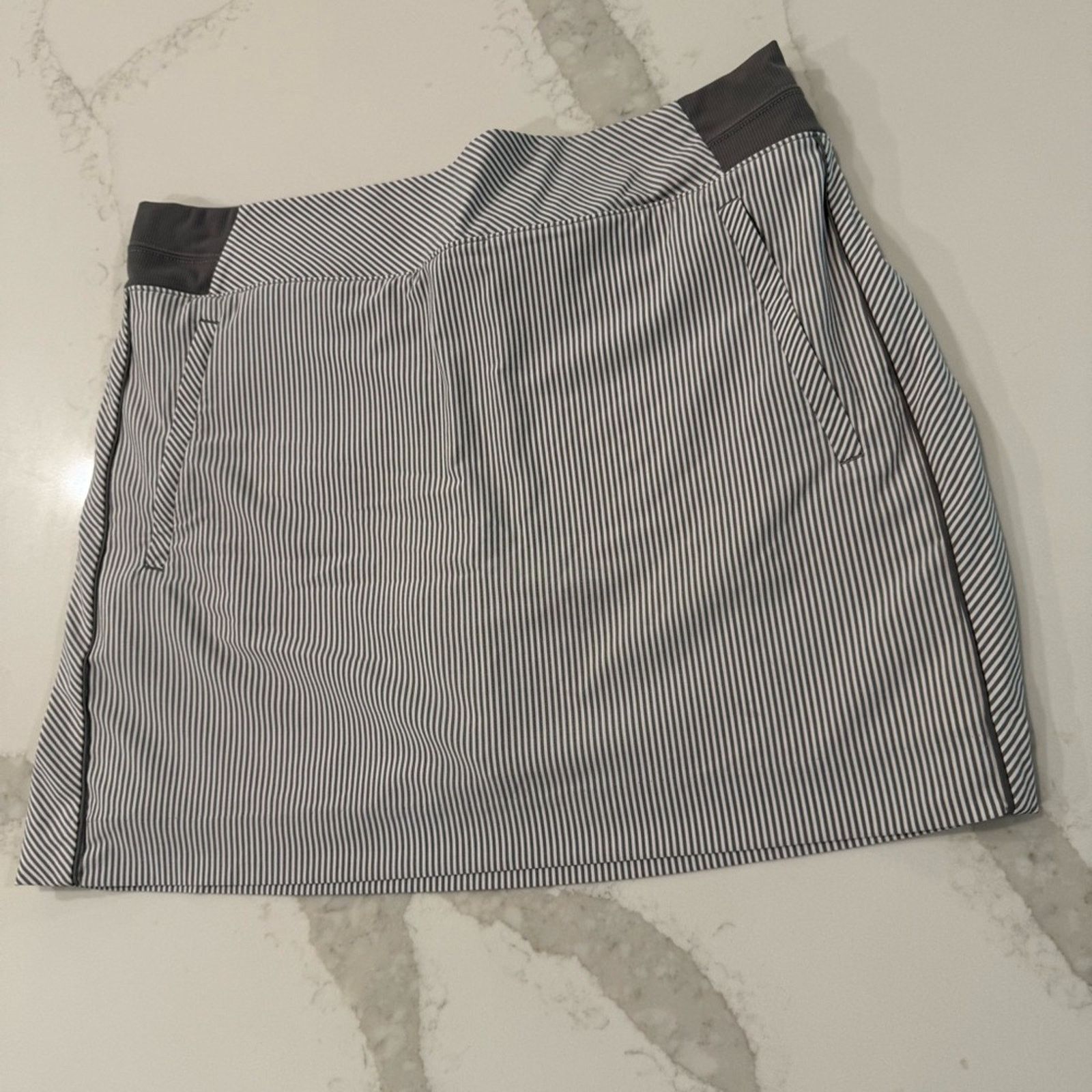 Athleta Athleta Brooklyn Textured Athletic Skort Women’s 14 Gray Size 36" / US 14 / IT 50 - 2 Thumbnail