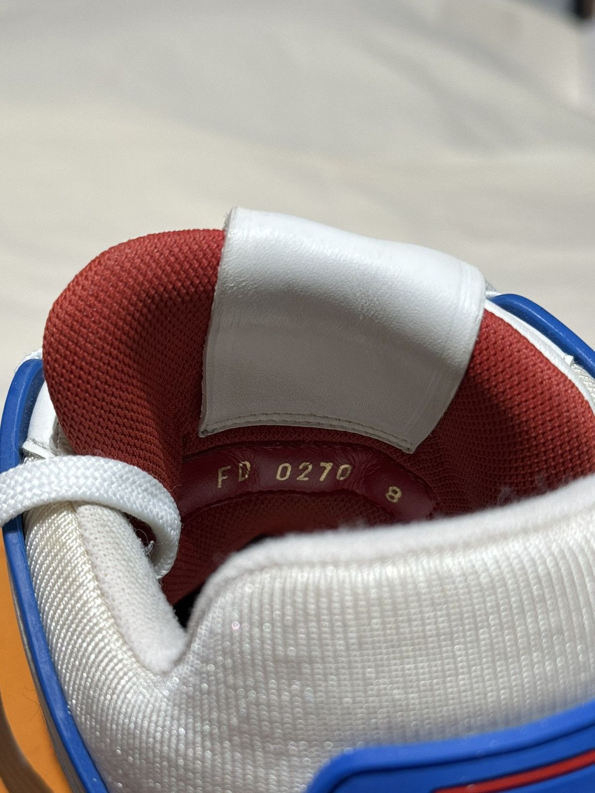Louis Vuitton SS20 BLUE RED TRAINER LOW WHITE SNEAKERS LOGO MONOGRAM AZUR Size US 9 / EU 42 - 6 Thumbnail