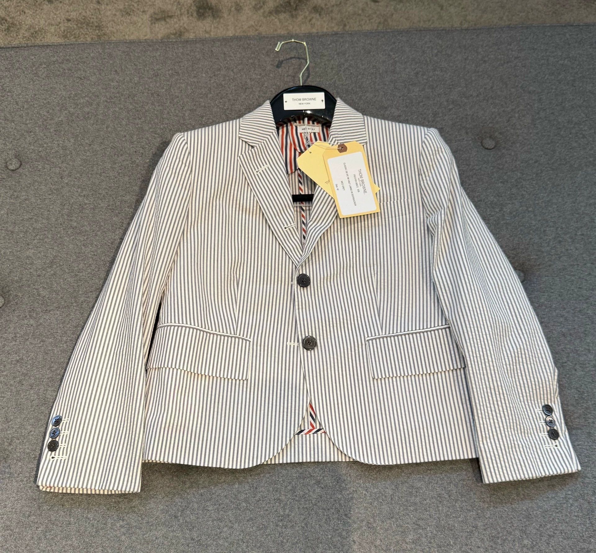 Thom Browne Thom Browne Women's Classic Seersucker Short Blazer Size M / US 6-8 / IT 42-44 - 3 Thumbnail