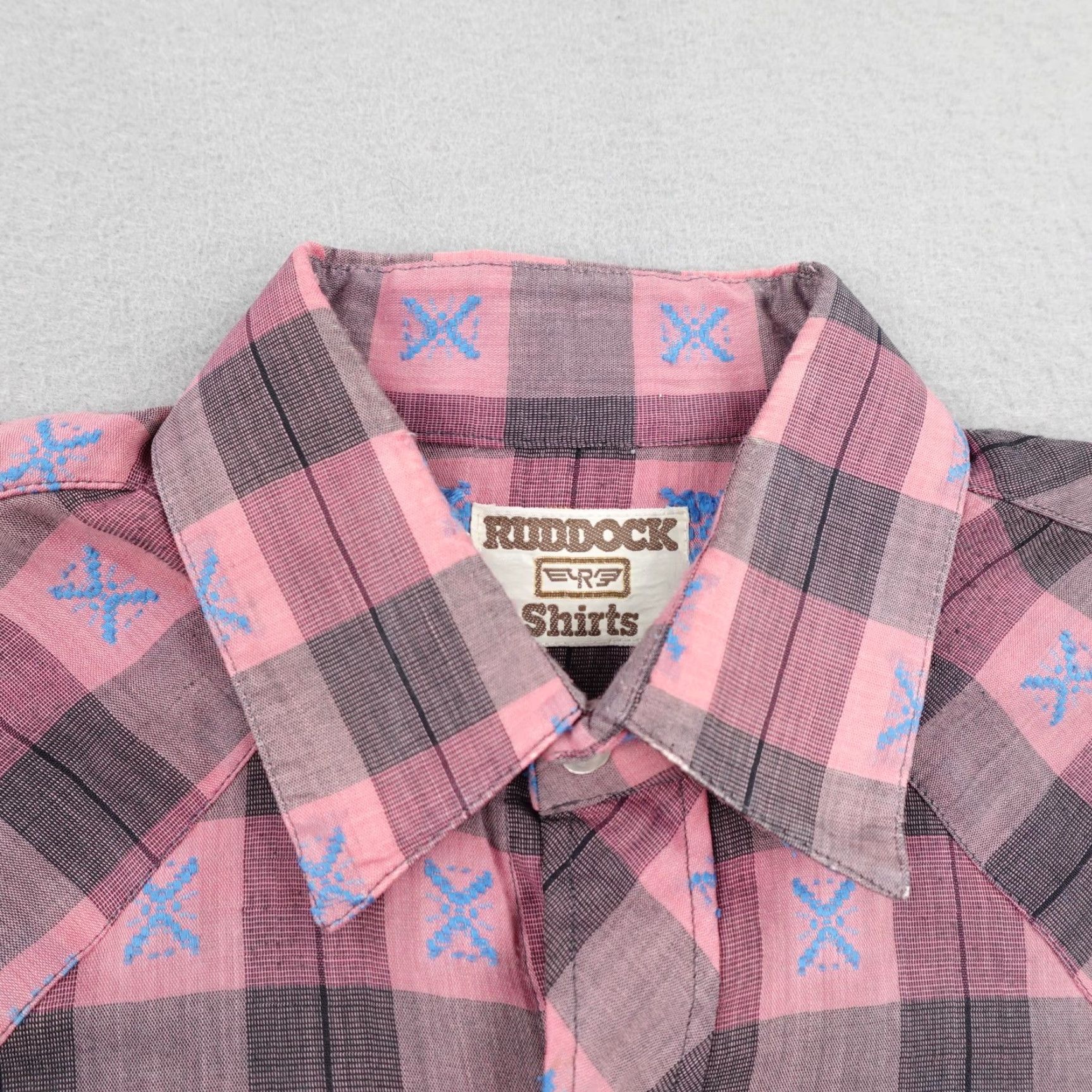 Vintage VINTAGE Ruddock Shirt Mens Large Pink Gray Plaid Western Pearl Snap Embroidered Size US L / EU 52-54 / 3 - 2 Thumbnail