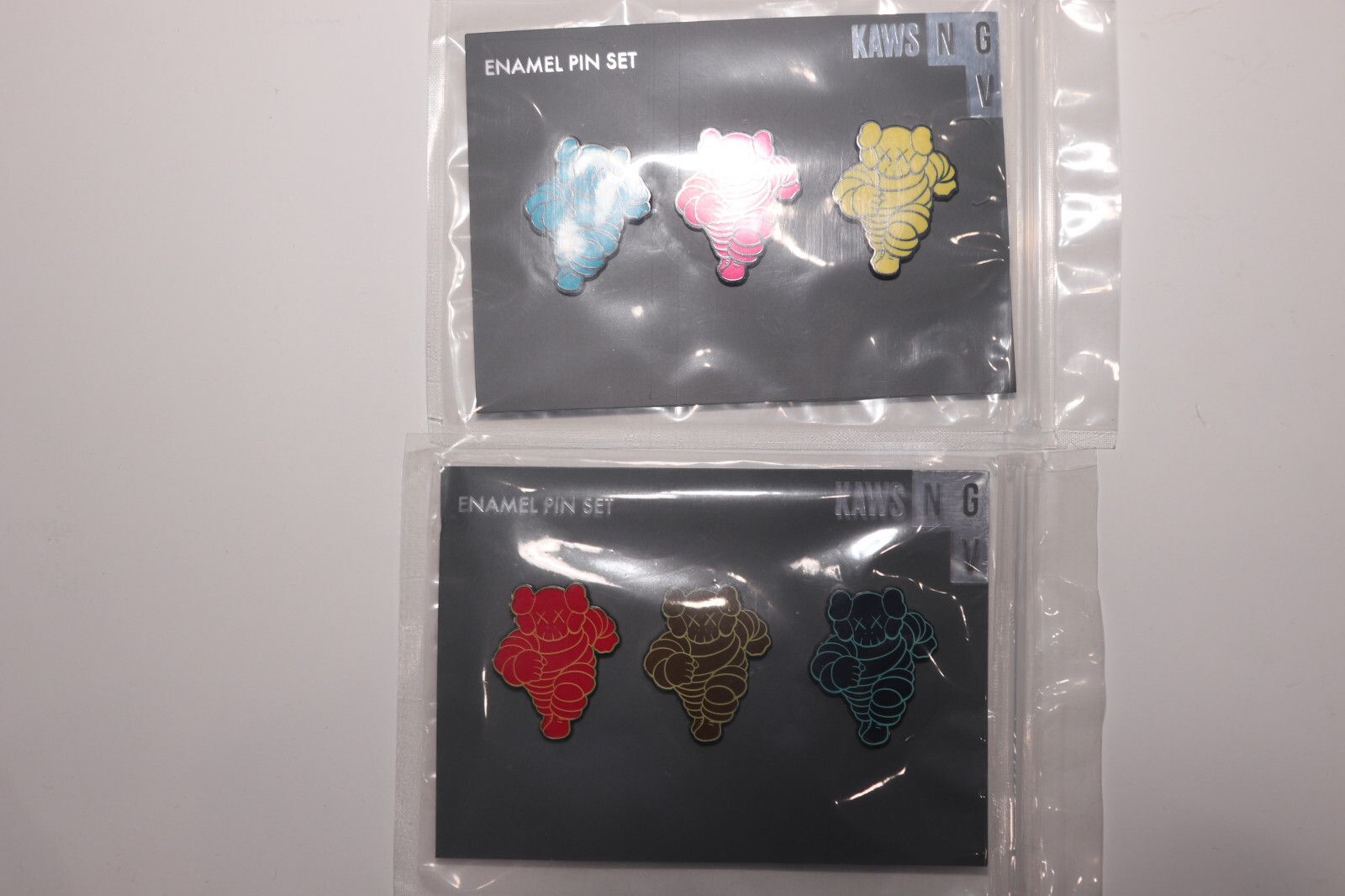 Kaws KAWS NGV Chum Enamel Pin Set - Kawsone - 6x Enamel Pins Size ONE SIZE - 4 Thumbnail