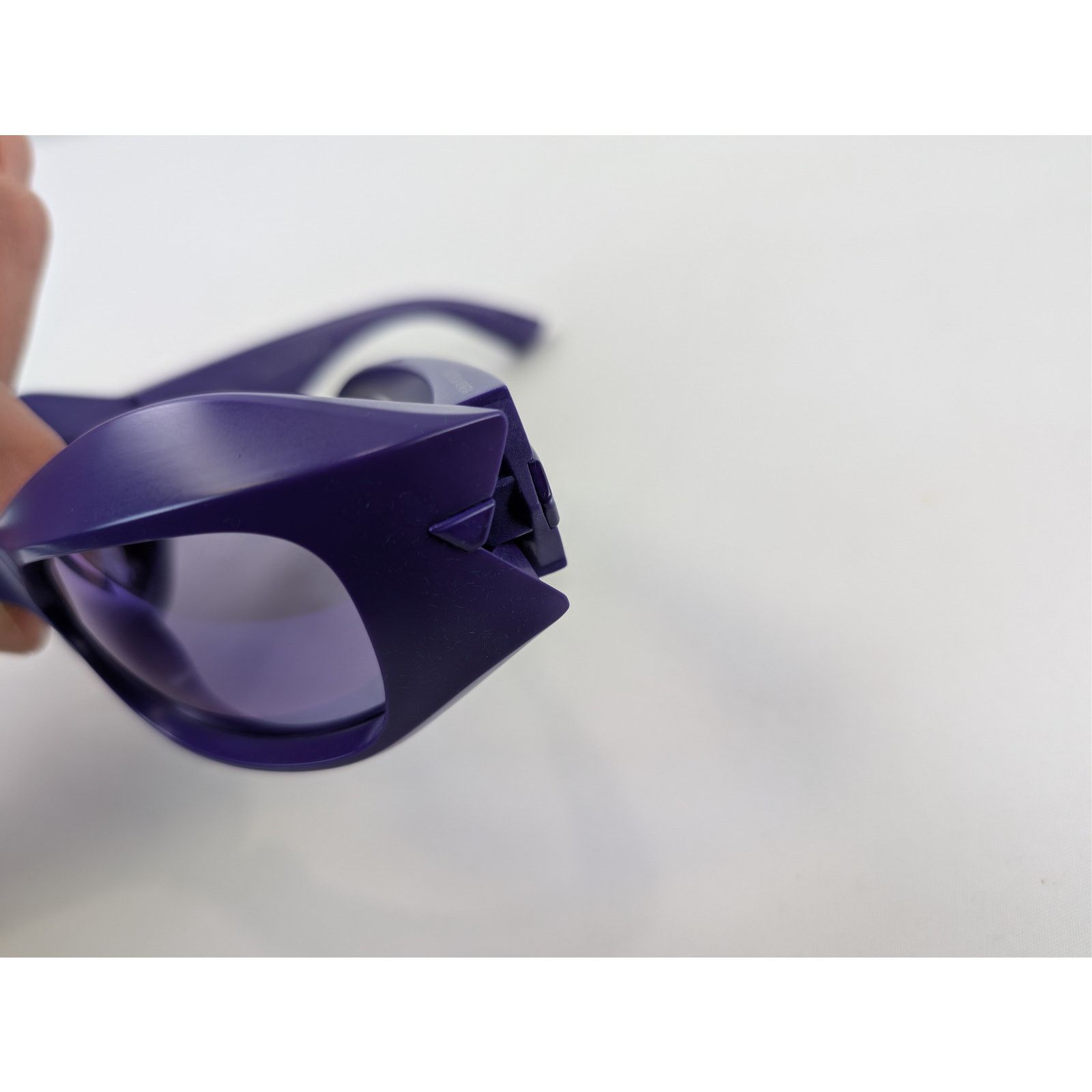 Bottega Veneta o1rshd1 / 555 / Size: OS / Sunglasses in Purple Acetate Size ONE SIZE - 11 Thumbnail