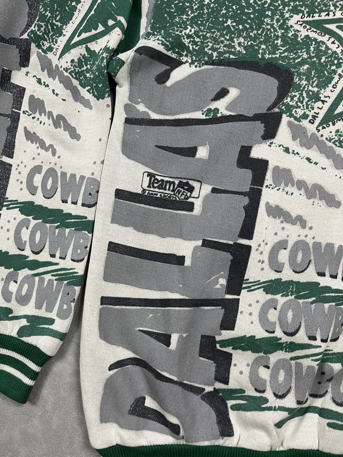 NFL 90s Dallas Cowboys NFL sweatshirt Size US M / EU 48-50 / 2 - 4 Thumbnail