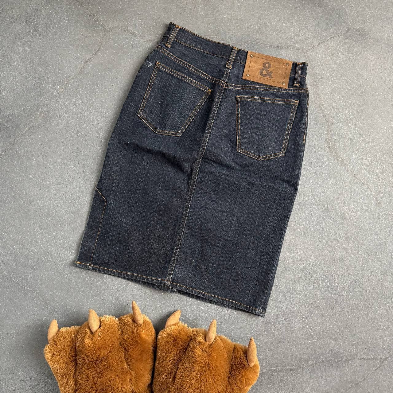 Dolce & Gabbana × Vintage Dolce & Gabbana Vintage Washed Denim Midi Skirt Size 26" / US 2 / IT 38 - 1 Thumbnail
