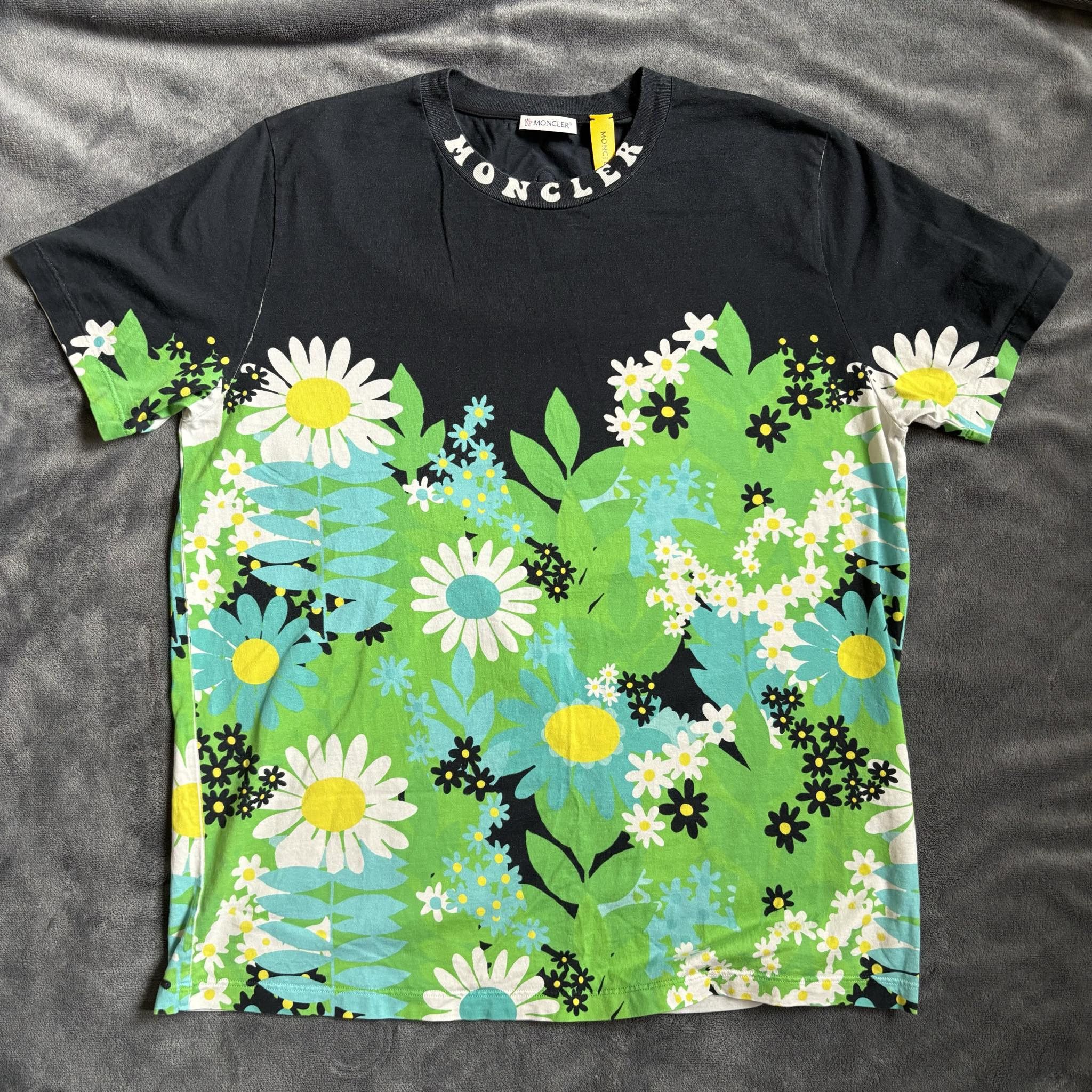 Moncler make it rain t shirt hotsell
