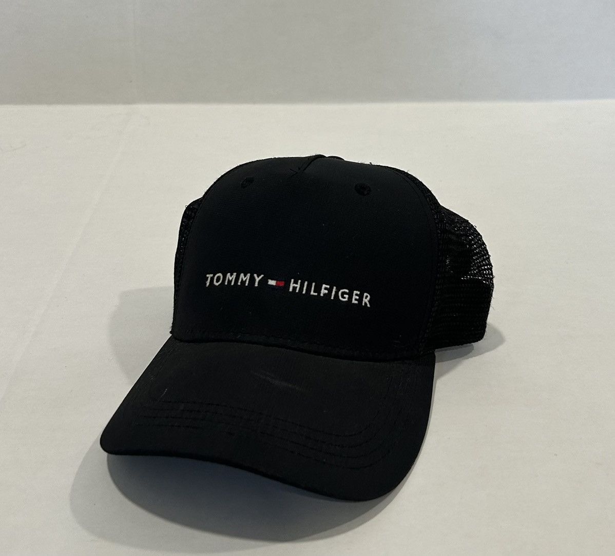 Tommy Hilfiger Tommy Hilfiger Trucker Hat Size ONE SIZE - 1 Preview