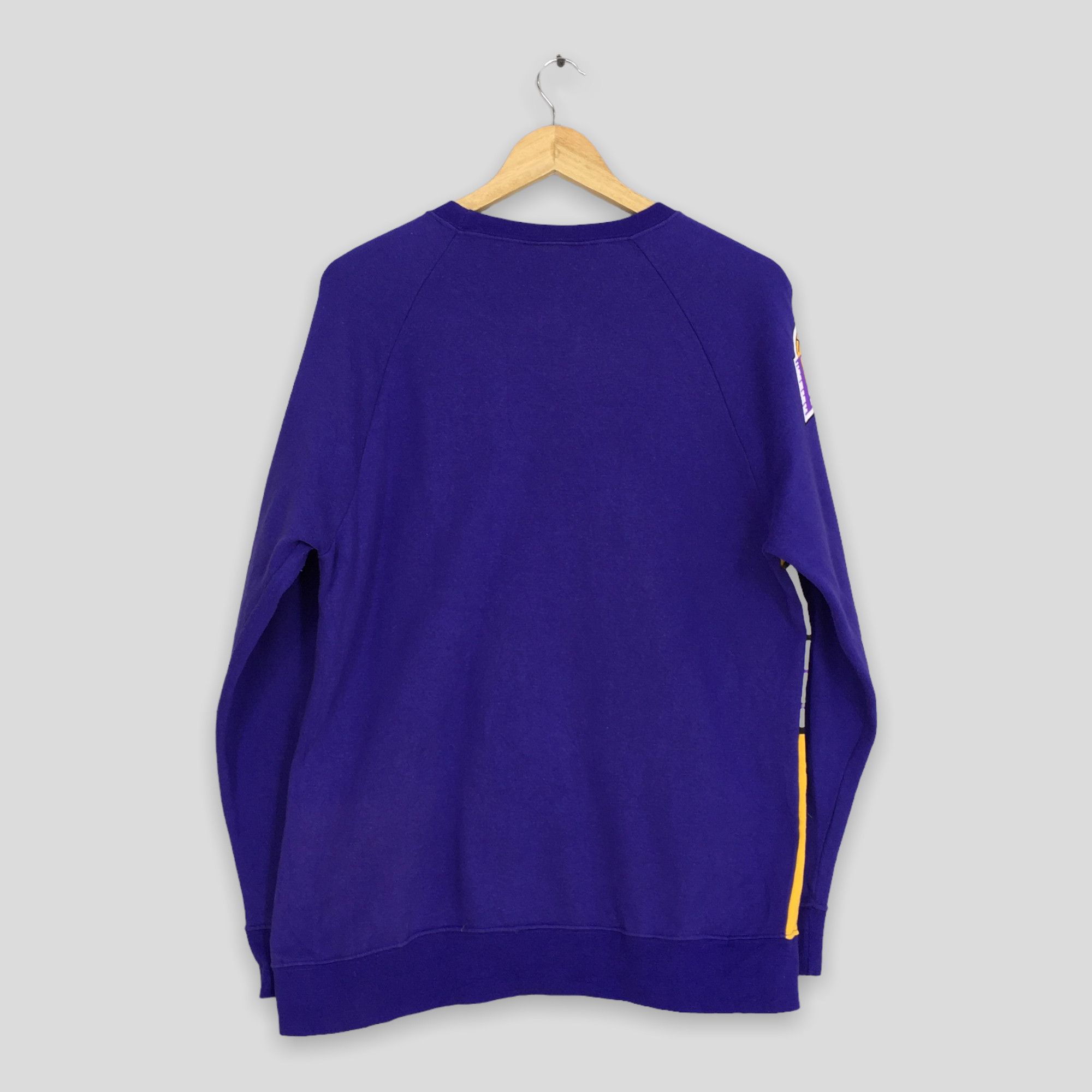 NBA × Vintage Vintage NBA Los Angeles Lakers Sweatshirt Medium Size US M / EU 48-50 / 2 - 8 Thumbnail