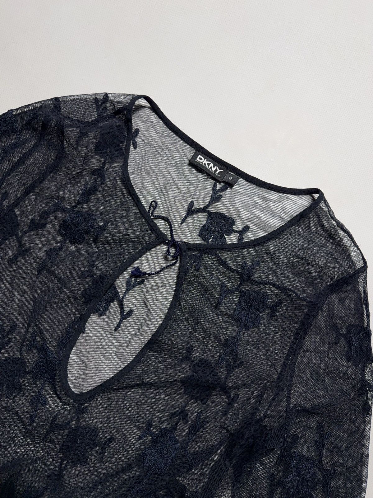 DKNY DKNY Beautiful Flower Mesh Blouse Size L / US 10 / IT 46 - 4 Thumbnail