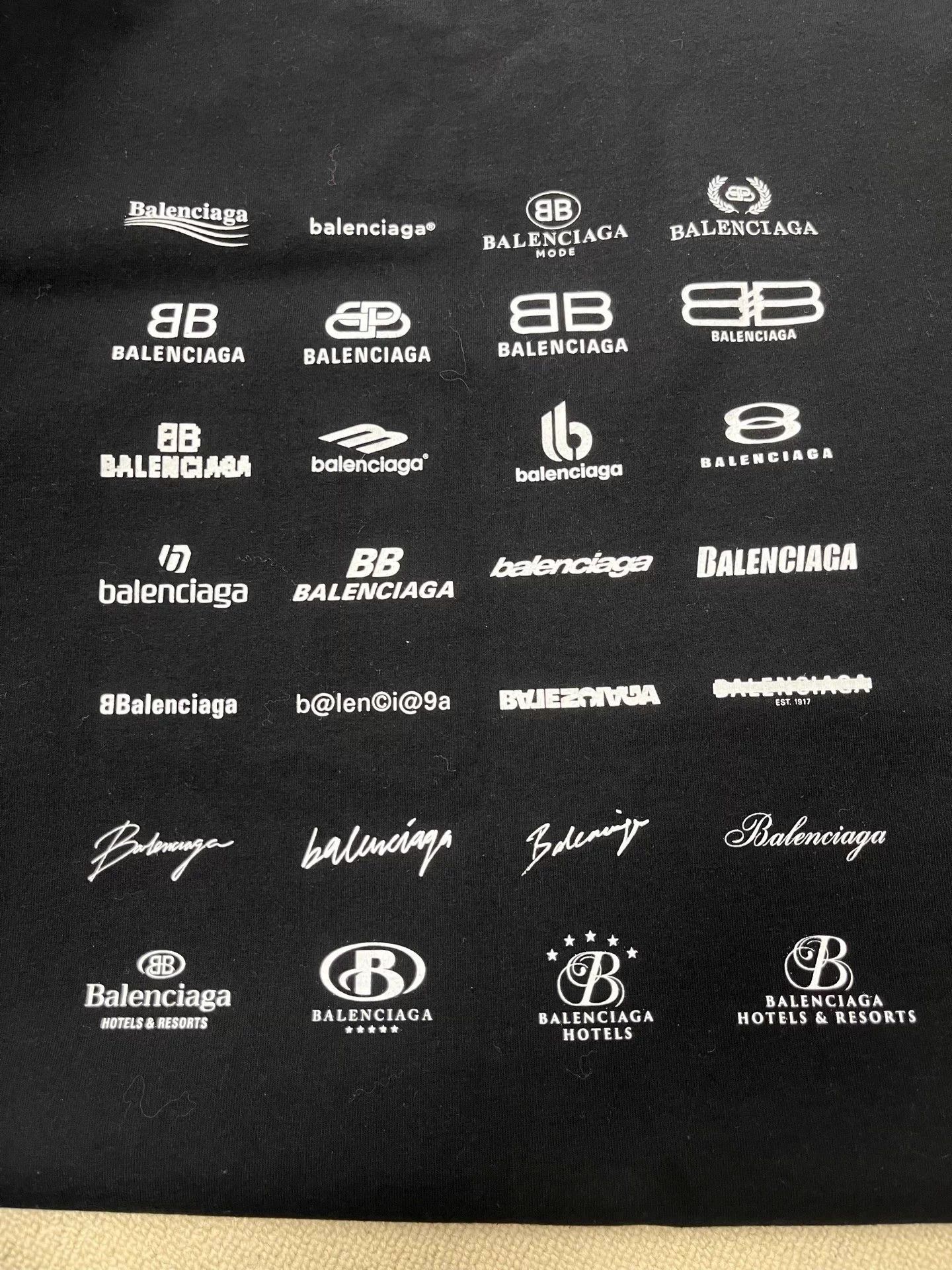 Balenciaga Balenciaga Oversized Short Sleeve Tee Black Size US L / EU 52-54 / 3 - 3 Thumbnail