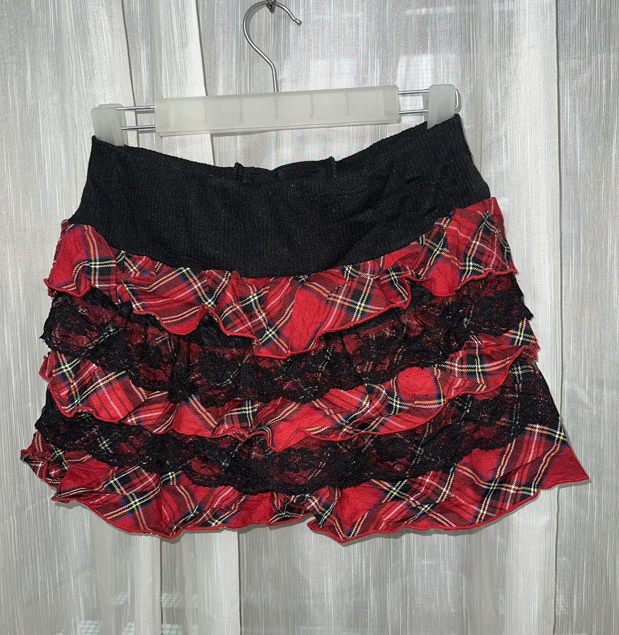 Japanese Brand Red Tartan iconic mini skirt 🥀🧛🏻‍♀️ Size 27" / US 4 / IT 40 - 11 Thumbnail