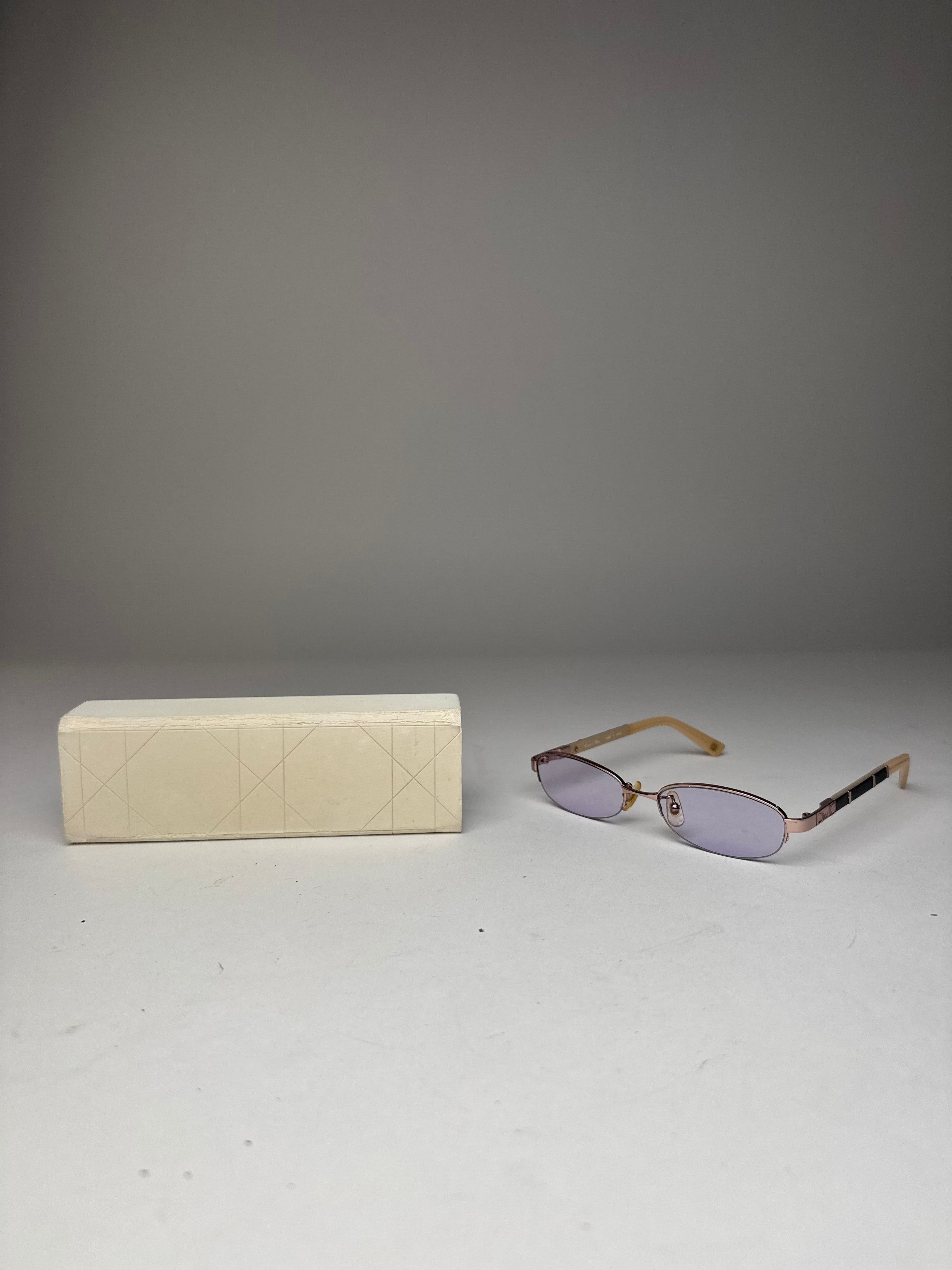 Dior Vintage Sunglasses Rose Purple Size ONE SIZE - 1 Thumbnail