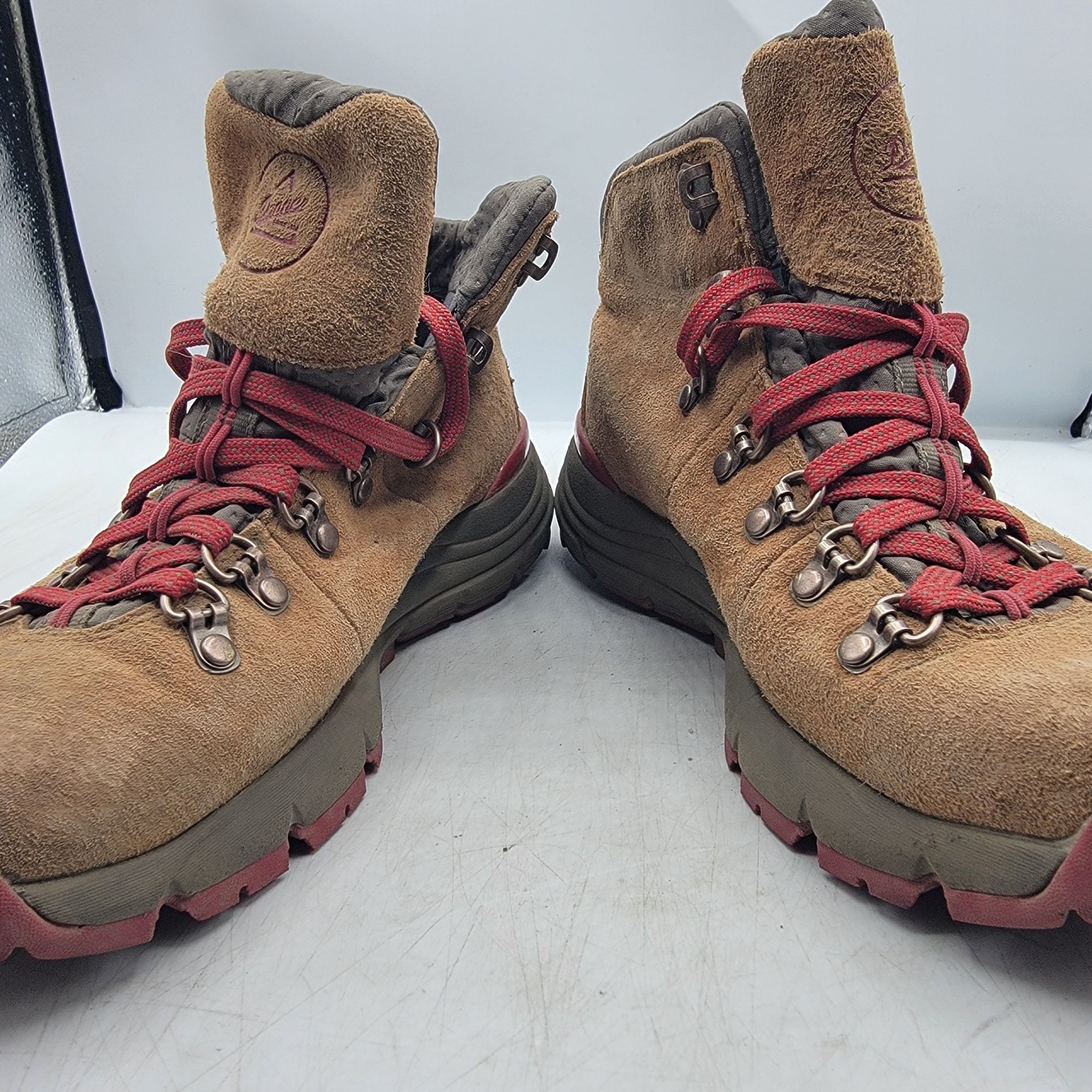Danner Danner Mountain 600 Womens 7.5 Brown Hiking Boots Waterproof Size US 7.5 / IT 37.5 - 3 Thumbnail