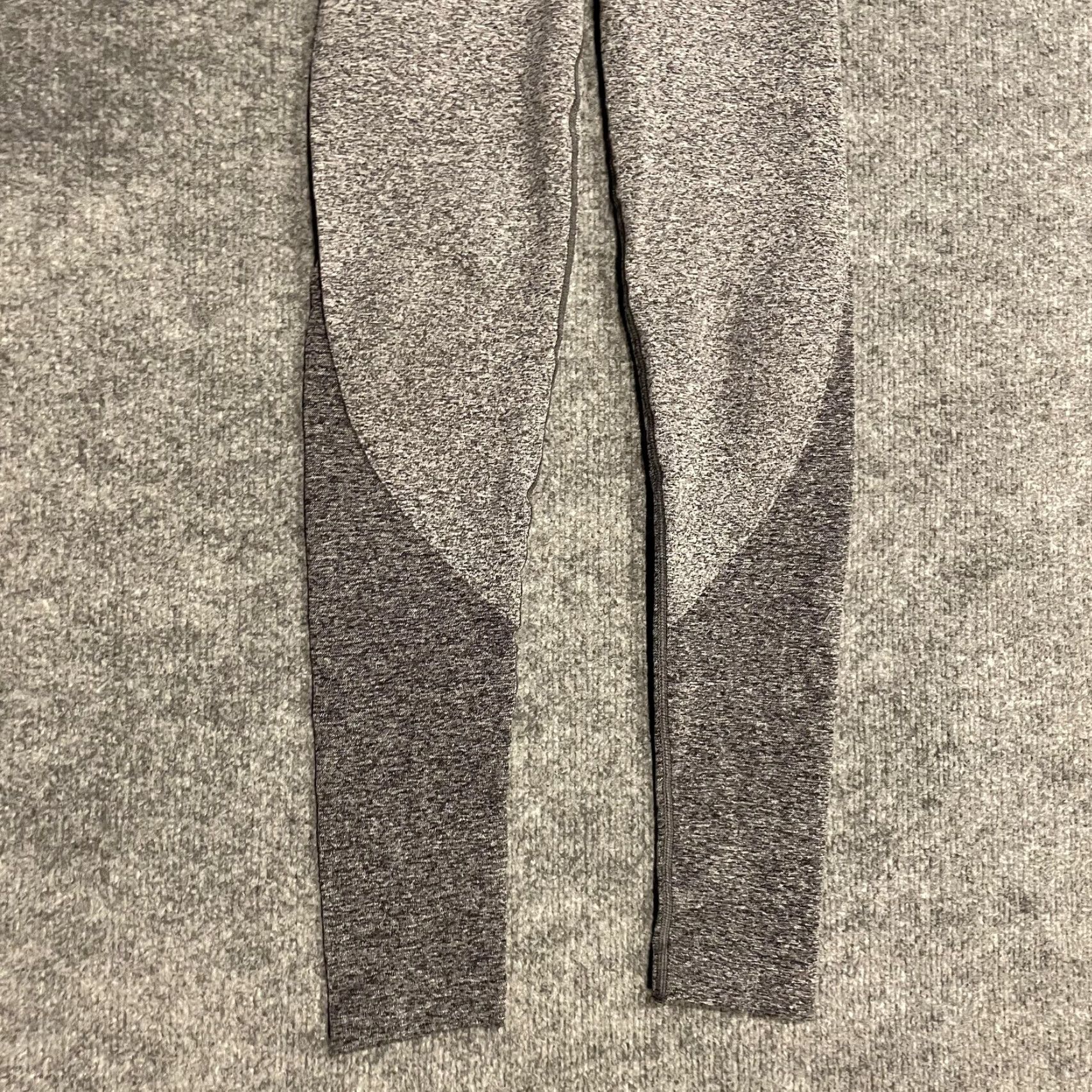 Gymshark GYMSHARK Dry Compression Leggings Womens S Gray Flecked Base Layer Pants Size 28" / US 6 / IT 42 - 5 Thumbnail