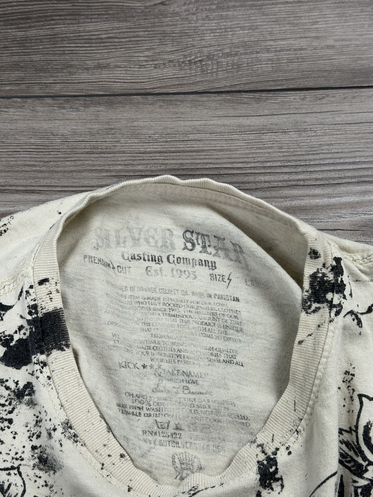 Affliction Crazy Vintage Y2K Silver Star Grunge Skull & Roses T Shirt Size US L / EU 52-54 / 3 - 6 Thumbnail