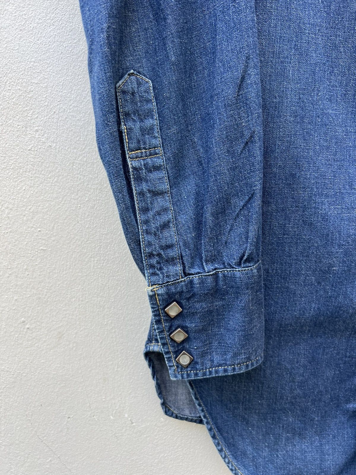 Levi's Vintage Clothing × Vintage Vintage 2000 LVC Levi’s Short Horn Denim Western Shirt Size US M / EU 48-50 / 2 - 9 Thumbnail