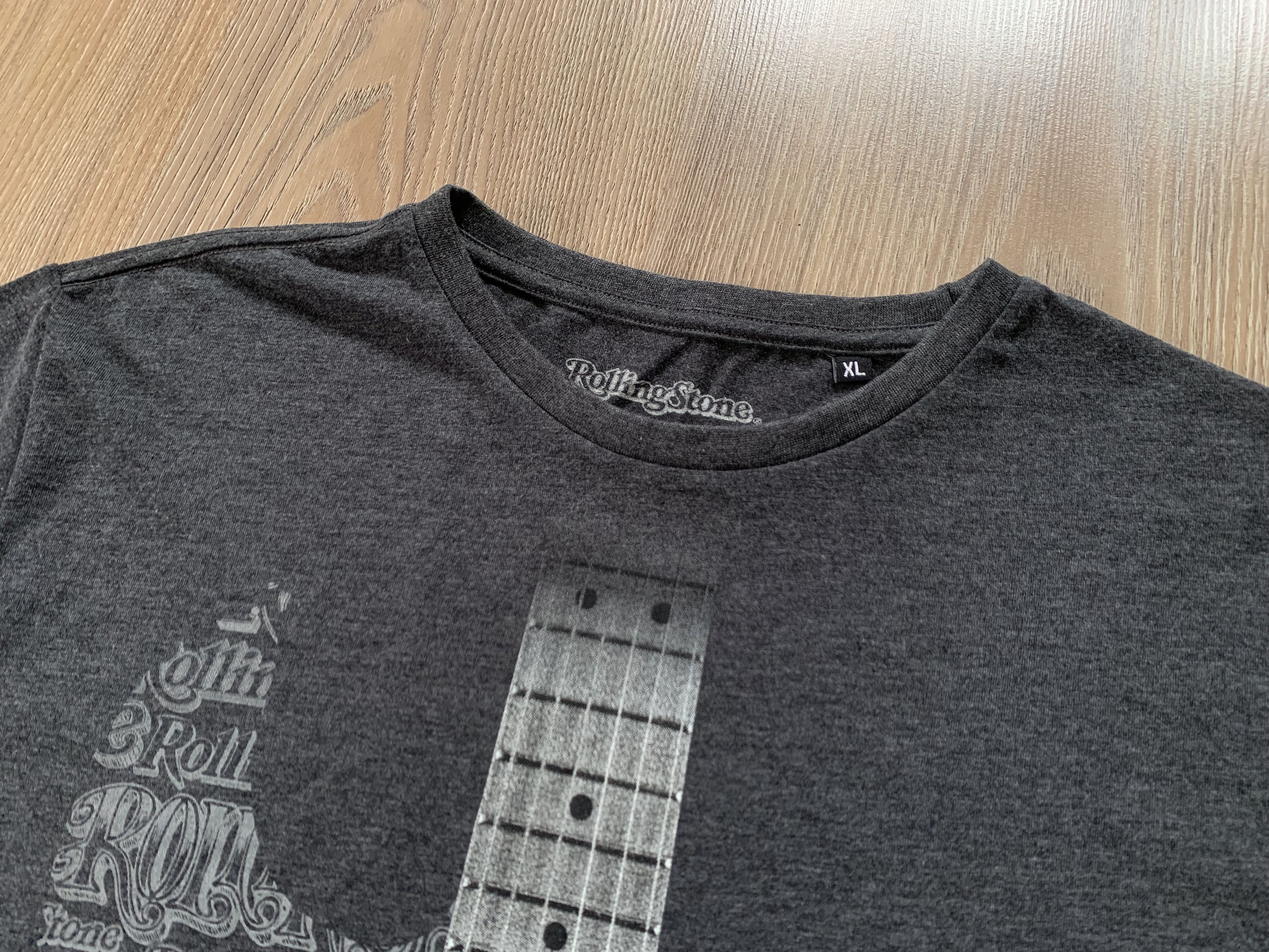 The Rolling Stones The Rolling Stones Big Guitar Logo T-Shirt 2014 Size US XL / EU 56 / 4 - 4 Thumbnail