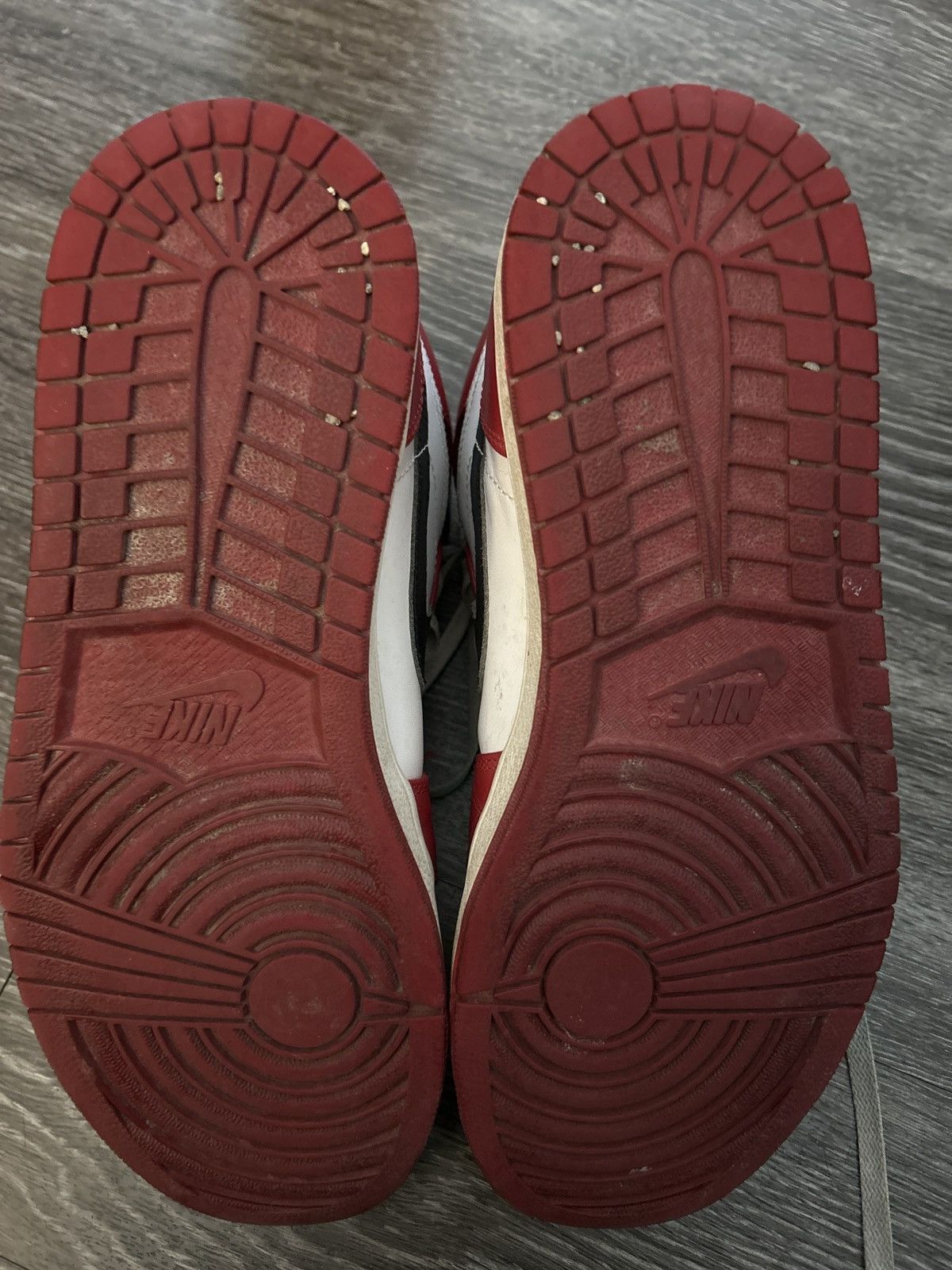 Jordan Brand 2013 Air Jordan Chicago 1s Size US 10 / EU 43 - 6 Thumbnail