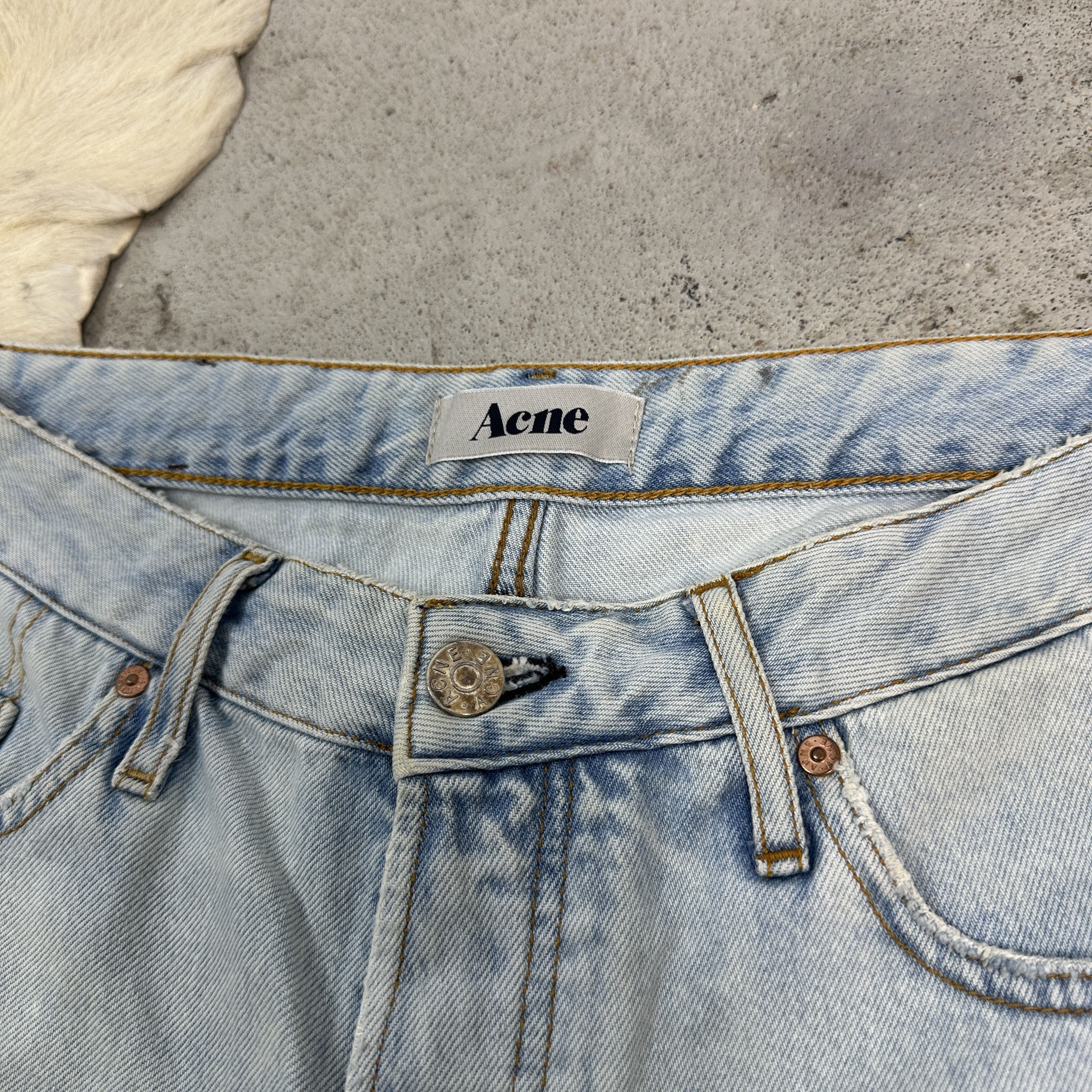 Acne Studios × Vintage Acne Women's Jeans Shorts Size 26" / US 2 / IT 38 - 2 Thumbnail
