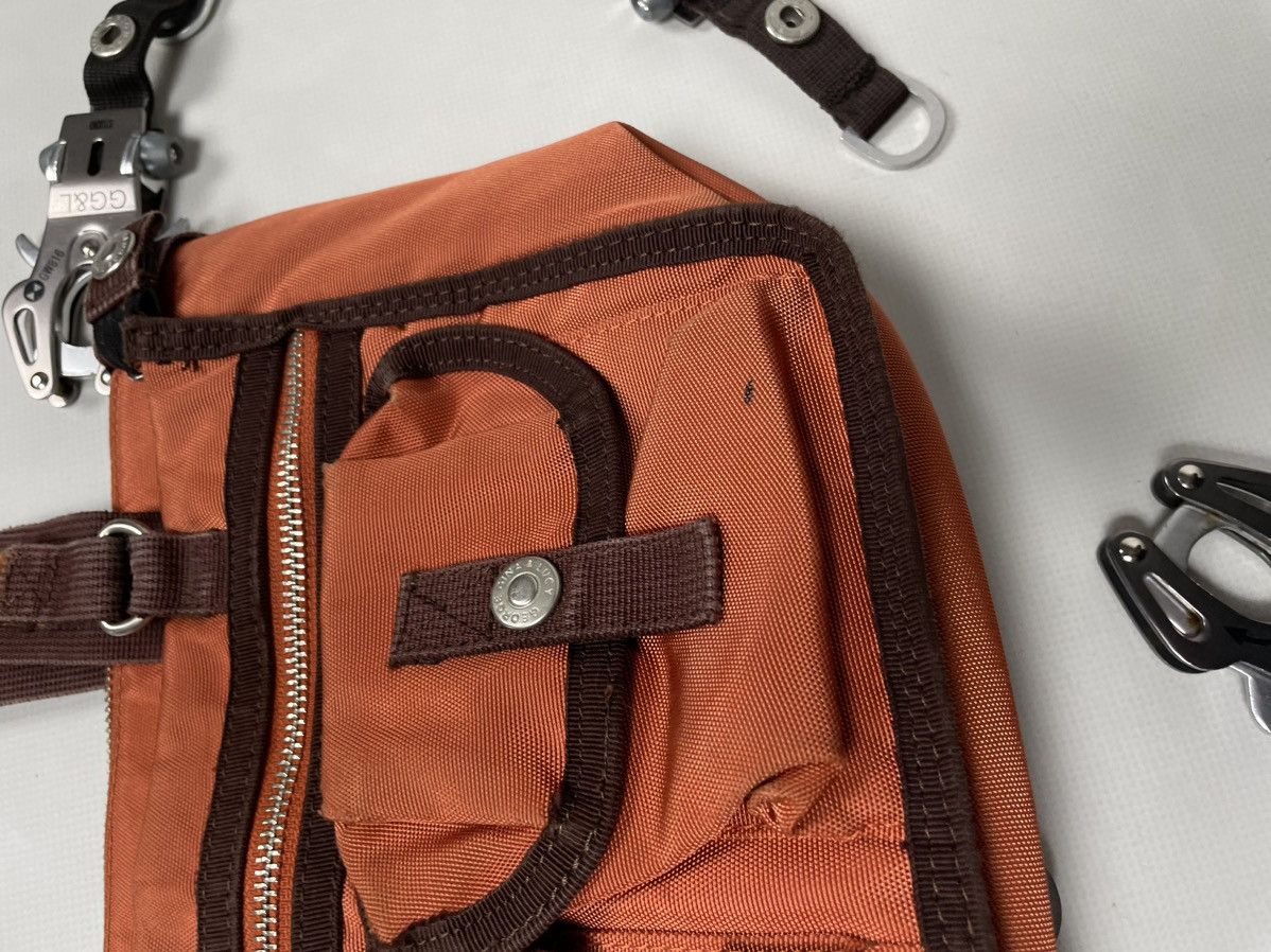 Japanese Brand George Gina & Lucy Vintage Orange Alyx Carabiner Bag GGL Size ONE SIZE - 7 Thumbnail