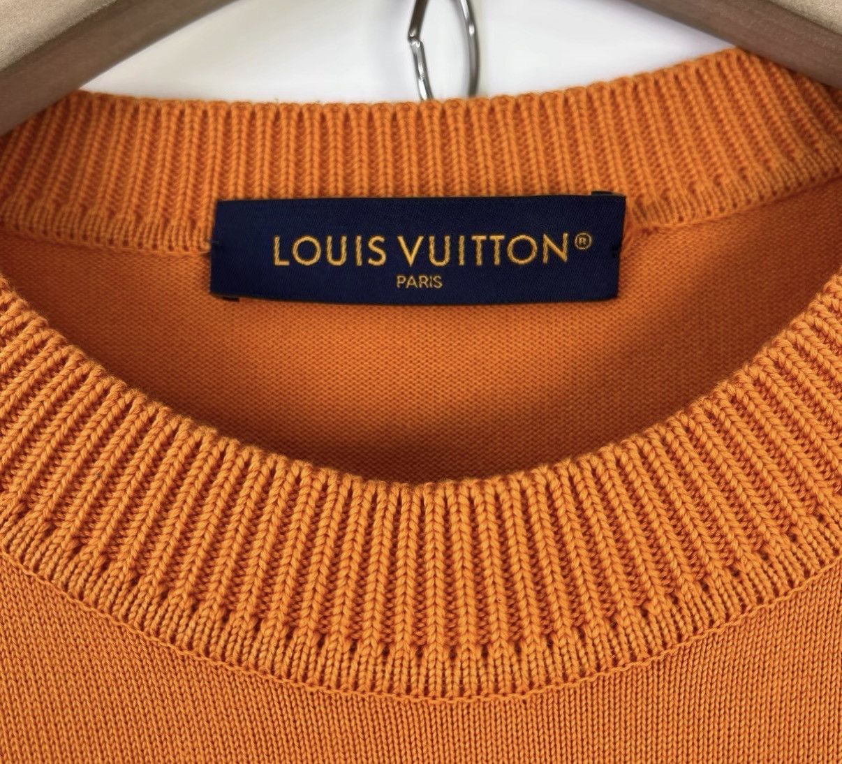 Louis Vuitton Louis Vuitton Pin Embroidered Logo Knit Short Sleeve K12 Size US M / EU 48-50 / 2 - 3 Thumbnail