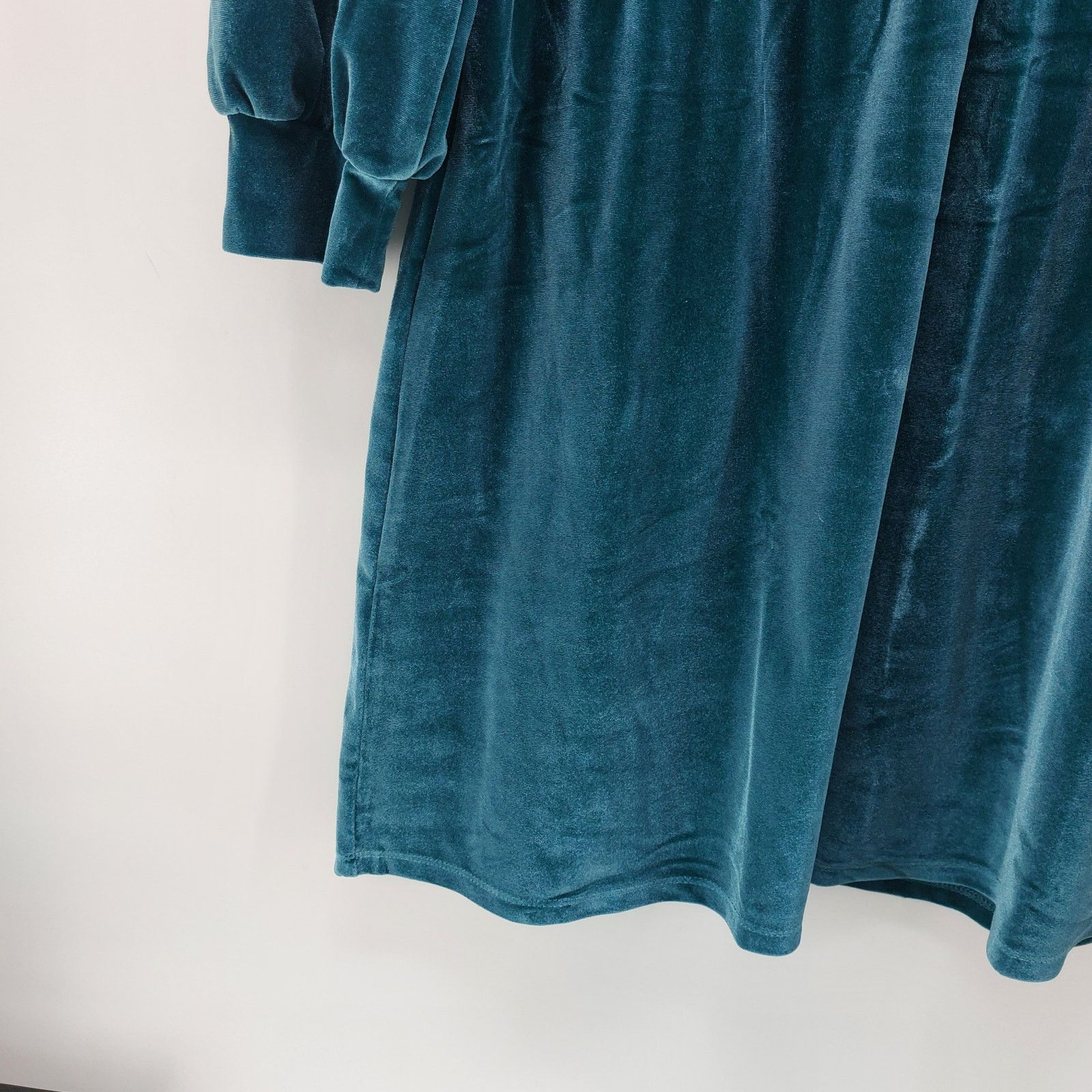 Other Candace Cameron Bure Green Velour Dress Long-sleeved MP Size M / US 6-8 / IT 42-44 - 9 Thumbnail