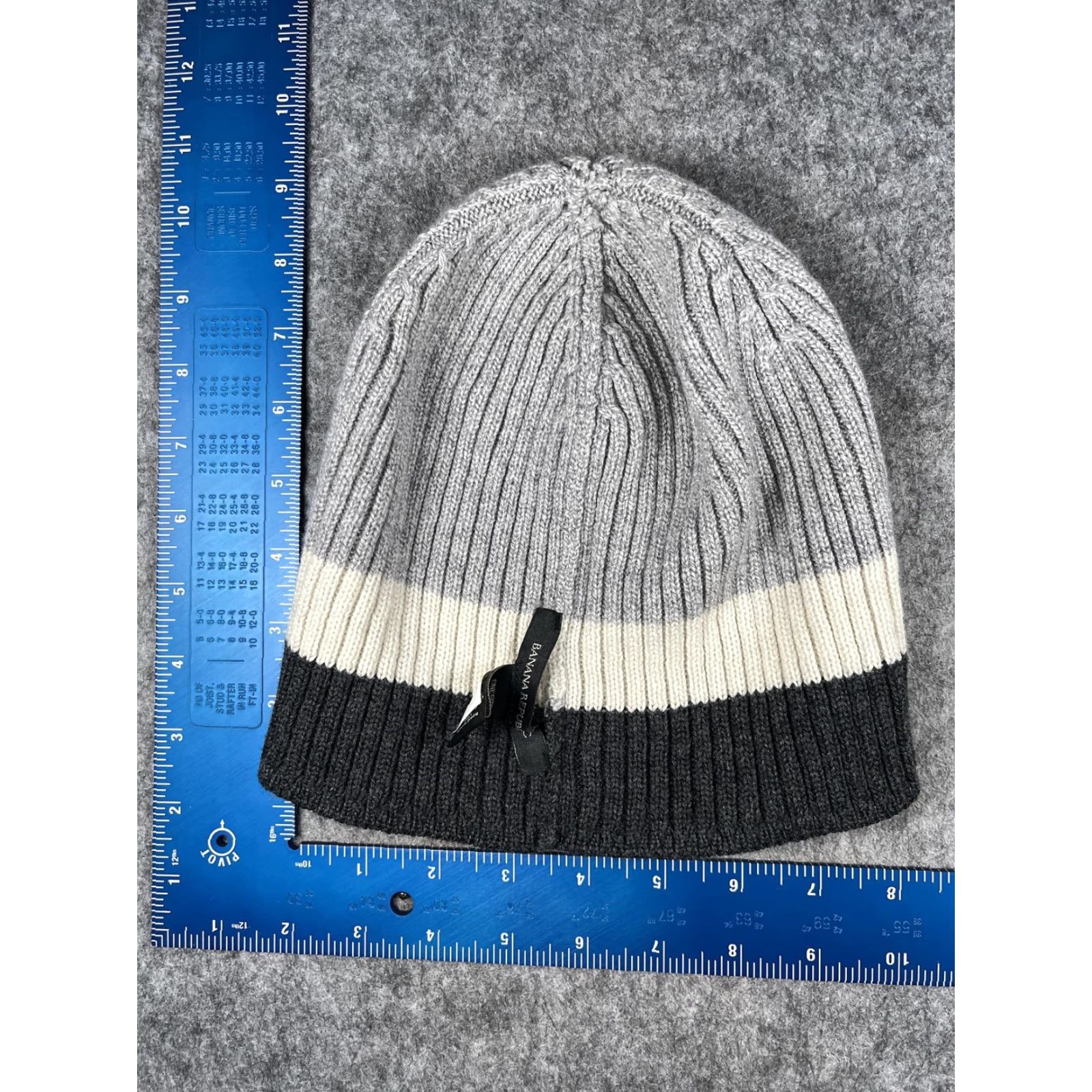 Banana Republic Banana Republic Hat Beanie Mens One Size Gray Striped Rib Knit Winter Casual Size ONE SIZE - 5 Thumbnail