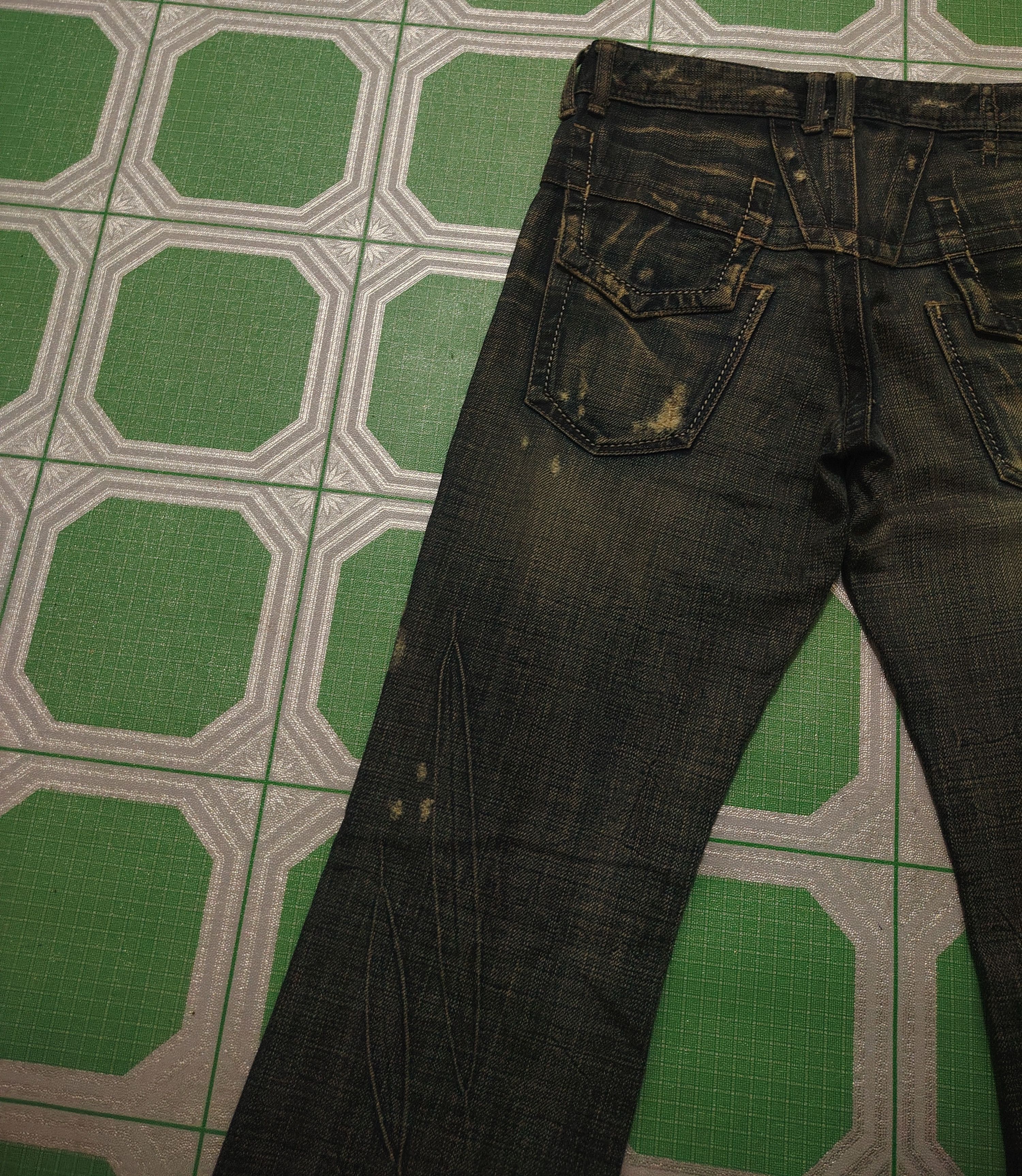 Marithe + Francois Girbaud Rare!!! Le Jean De Marithe Francois Girbaud disstress jeans Size US 30 / EU 46 - 19 Thumbnail