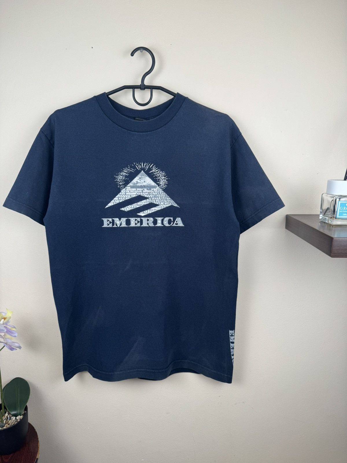 Emerica Vintage Emerica T shirt Skateboarding Mason Pyramide M Blue Size US M / EU 48-50 / 2 - 5 Thumbnail