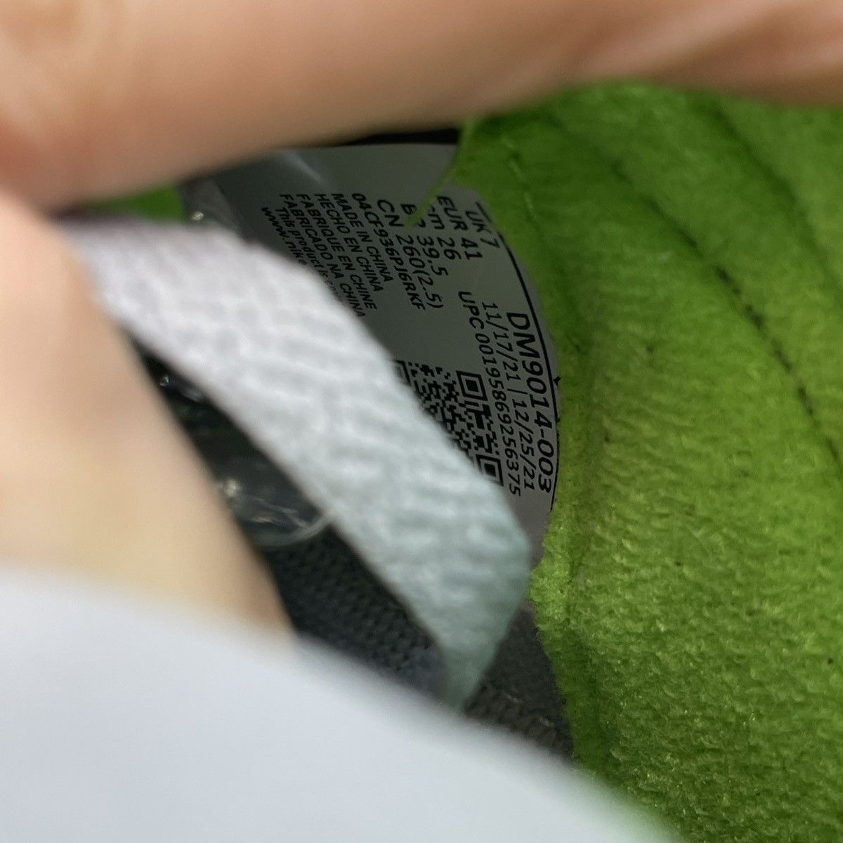 Jordan Brand Air Jordan 5 green bean Size US 8 / EU 41 - 8 Thumbnail