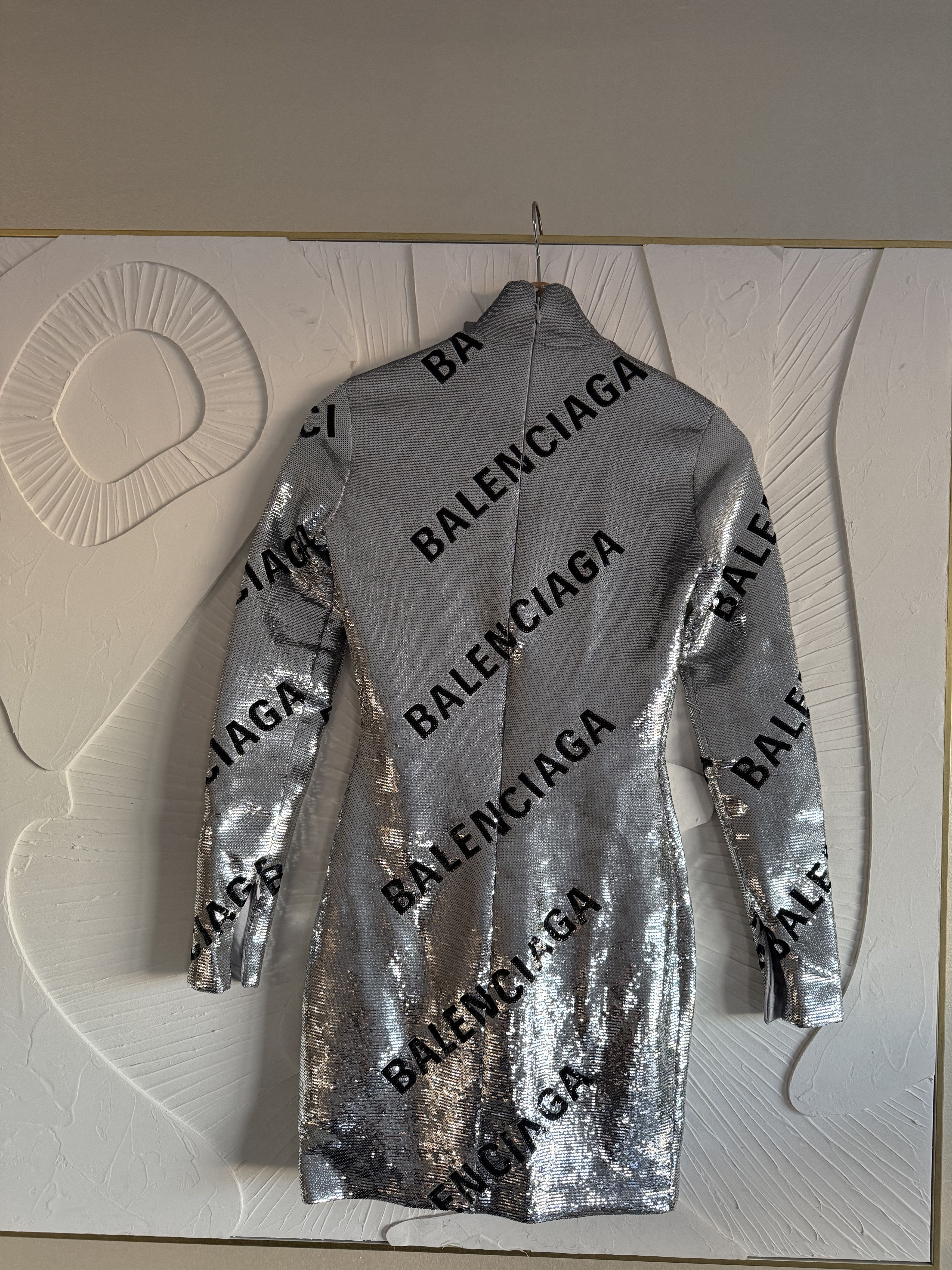 Balenciaga Balenciaga Logo Sequin Dress Size S / US 4 / IT 40 - 2 Thumbnail