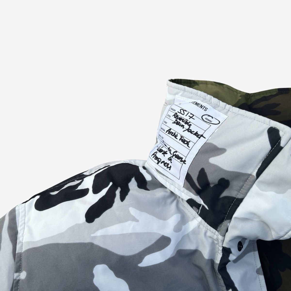 Canada Goose × Vetements *RARE* Vetements x Canada Goose SS17 Reversibel Camo Coat Size US L / EU 52-54 / 3 - 6 Thumbnail