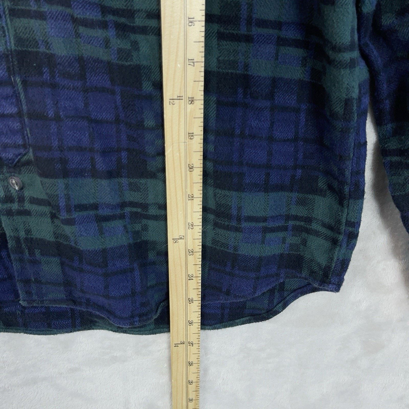 Peregrine Peregrine England Moore Plaid Flannel Green Shirt Men's L Size US L / EU 52-54 / 3 - 10 Thumbnail