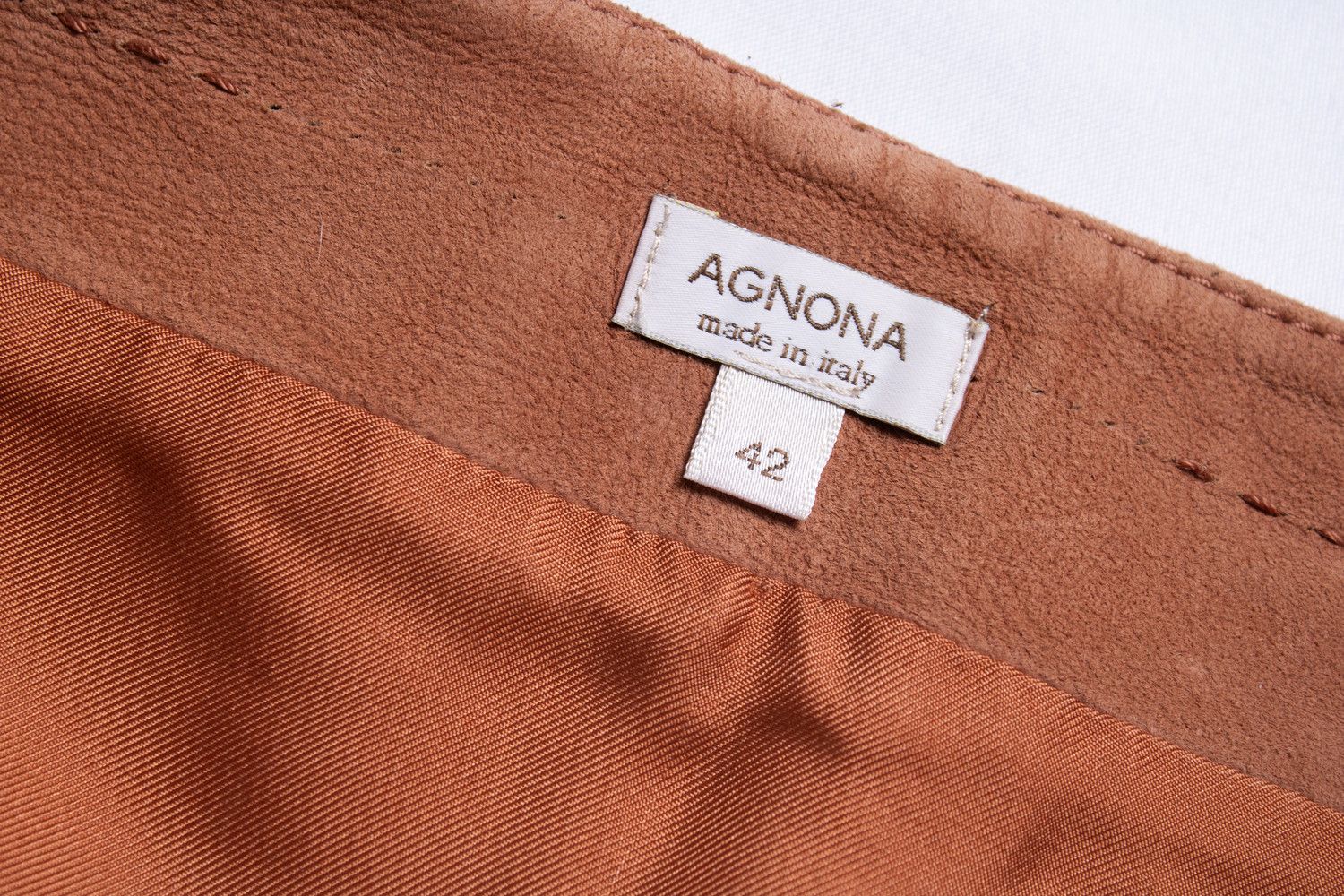 Agnona Agnona, coral suede midi skirt Size 28" / US 6 / IT 42 - 6 Thumbnail