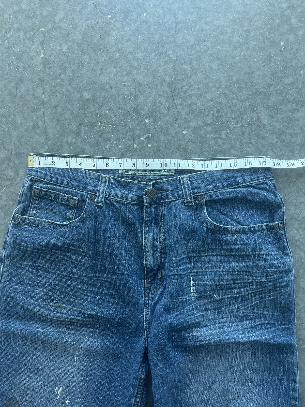 Vintage Vintage Y2K Emcee Baggy Jean Shorts Embroidered Size US 35 - 10 Thumbnail