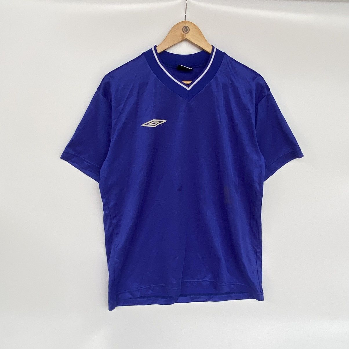 Other Vintage Umbro Blue Football Pullover Jumper Size M Size US M / EU 48-50 / 2 - 1 Thumbnail