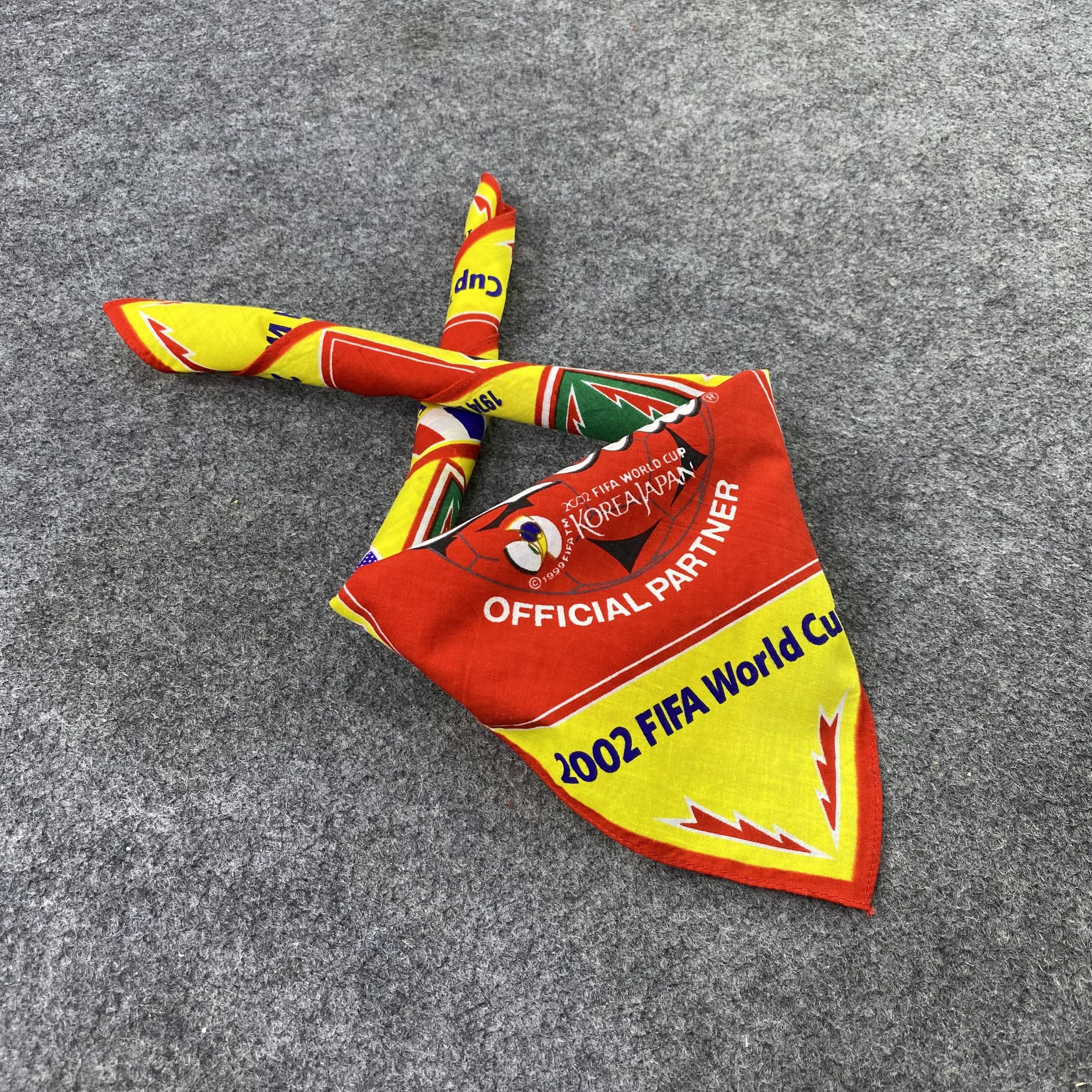 Coca Cola Fifa World Cup coca cola handkerchief neckerchief-B1444 Size ONE SIZE - 3 Thumbnail