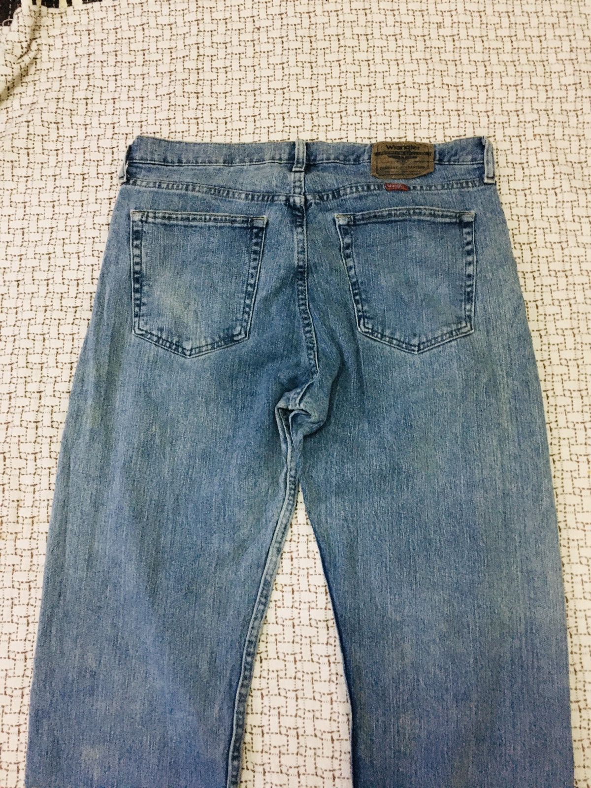 Japanese Brand × Wrangler Wrangler Regular Fit Jeans (16) Size US 33 - 4 Thumbnail