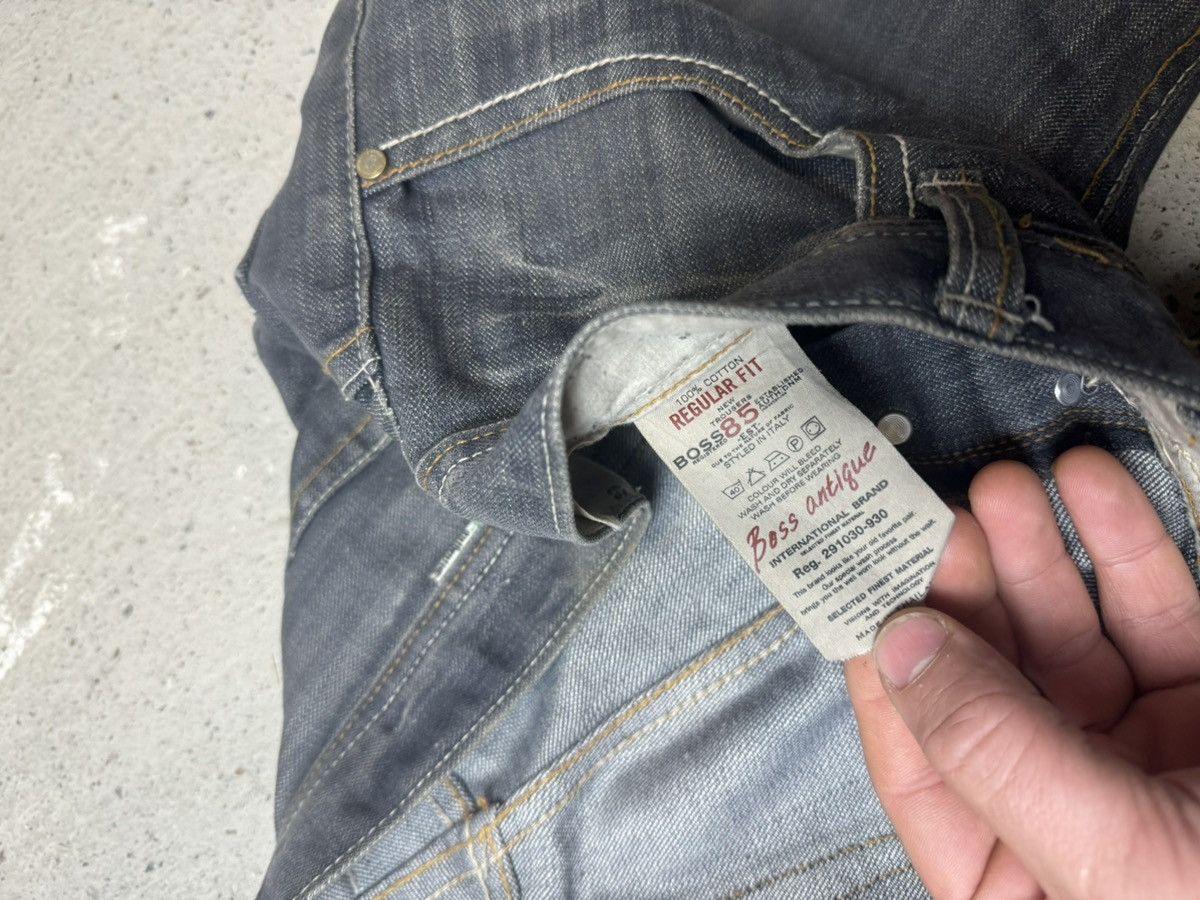 Japanese Brand × Vintage Vintage Y2K Boss Antique Embroidered Logo Baggy Denim Pants Size US 33 - 7 Thumbnail