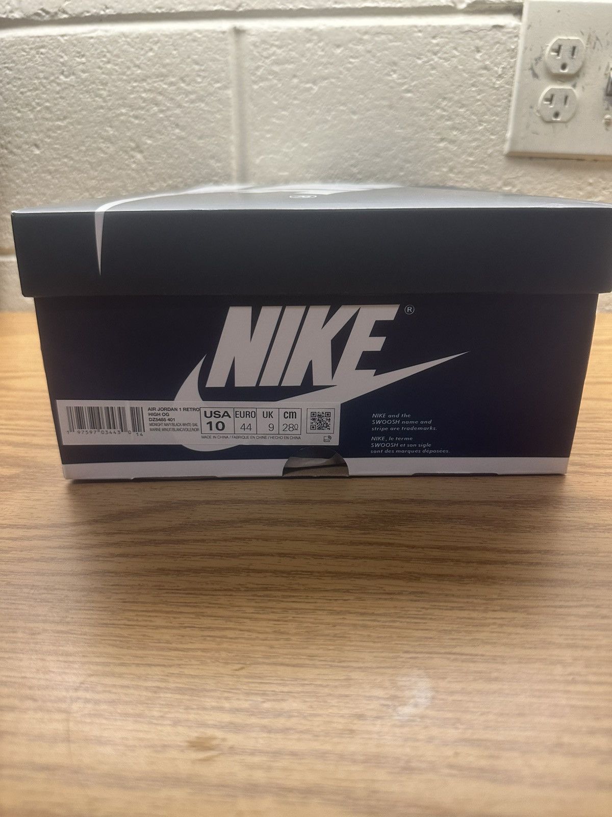 Jordan Brand Air Jordan one retro high OG Size US 10 / EU 43 - 7 Thumbnail