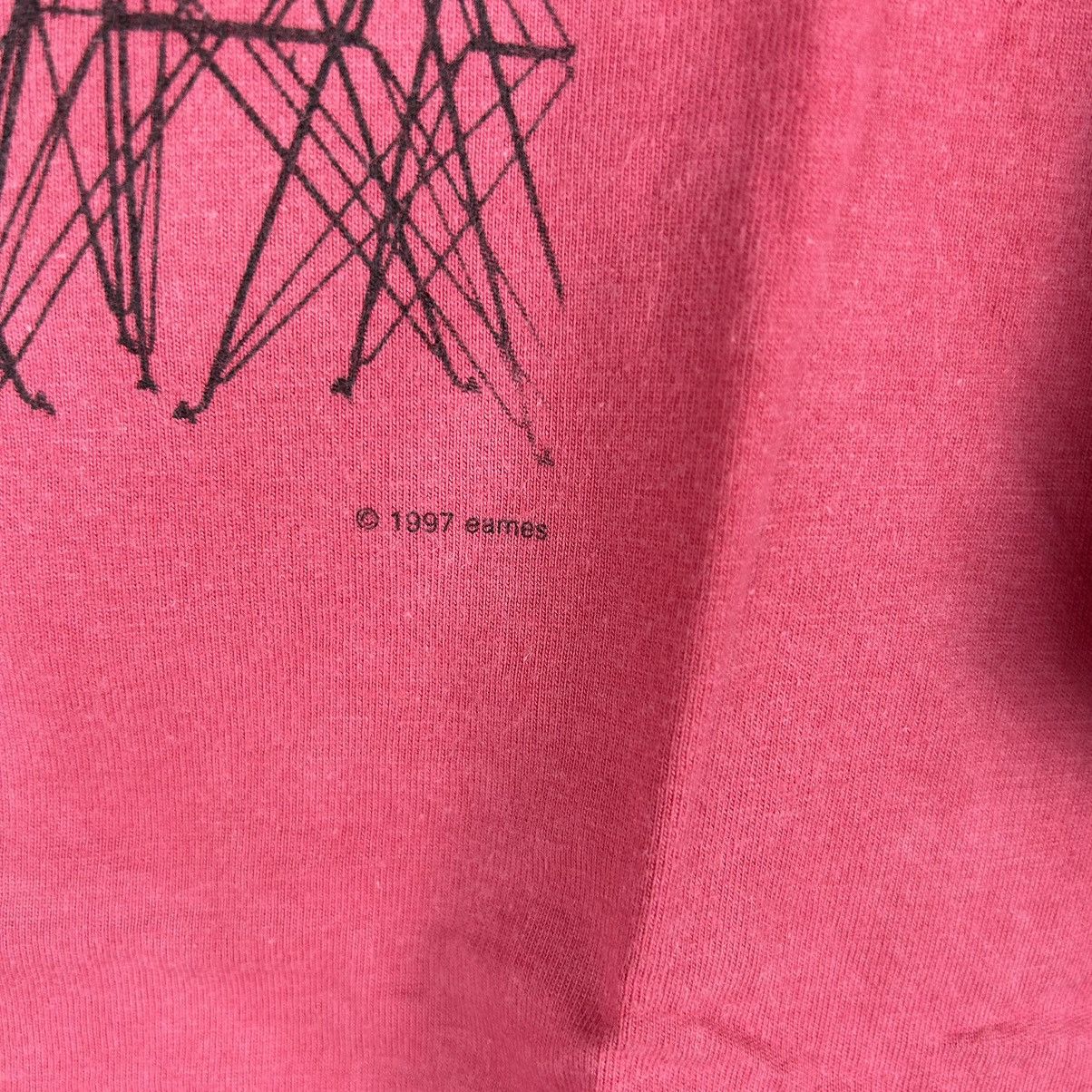 Vintage Vintage 1997 RARE Eames Wire Chair Herman Miller shirt Size US L / EU 52-54 / 3 - 4 Thumbnail