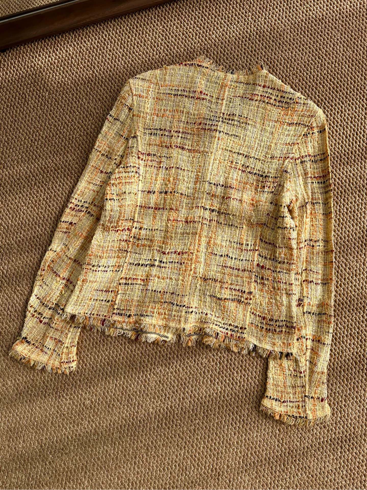 Chanel Chanel tweed fringe raw edge jacket women's sunset yellow Size M / US 6-8 / IT 42-44 - 4 Thumbnail
