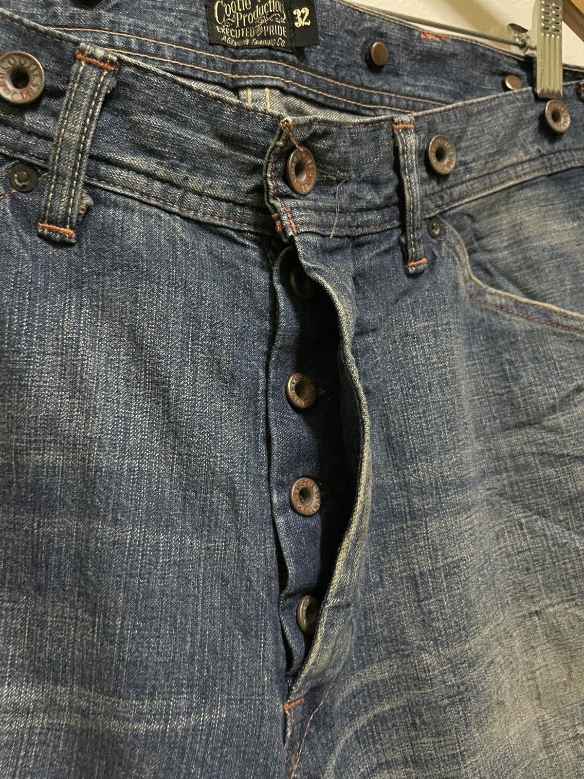 Japanese Brand Cootie Productions Buckle Back Jeans Faded Size US 32 / EU 48 - 5 Thumbnail