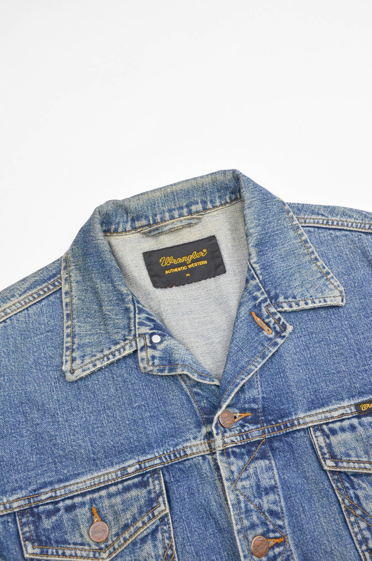 Wrangler Wrangler Vintage Denim Jacket – Authentic Western - Size XL Size US XL / EU 56 / 4 - 9 Thumbnail