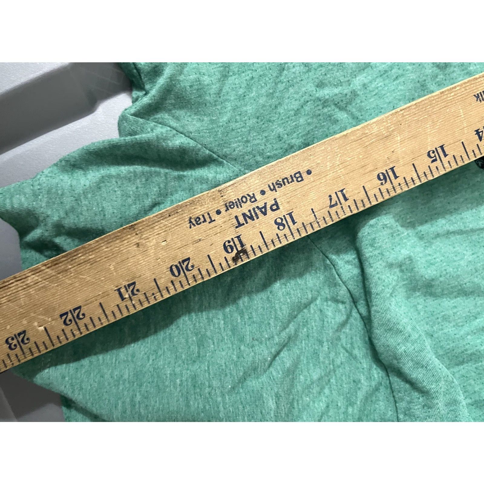 Polo Ralph Lauren VINTAGE Polo Ralph Lauren T-Shirt OR Polo Ralph Lauren Shirt - Men - T-Shirt - Short Sleeve - V-Neck - Green - Large - Logo Pony - Casual Tee Size US L / EU 52-54 / 3 - 5 Thumbnail