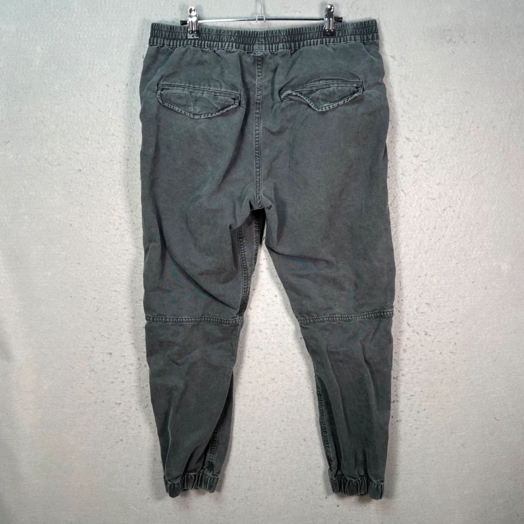 Gap Gap Mens Size Medium Gray Jogger Pants w/ Ankle Zip & Elastic Waist Size US 31 - 2 Thumbnail