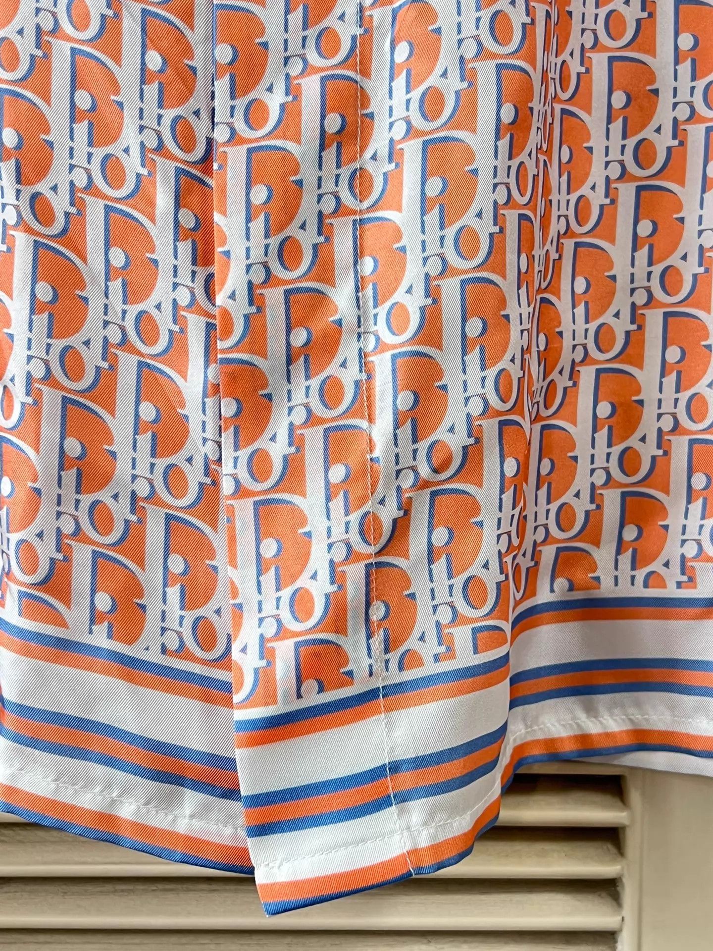 Dior Dior Men's Short Sleeve Shirt Orange/White Logo 42 Size US L / EU 52-54 / 3 - 5 Thumbnail