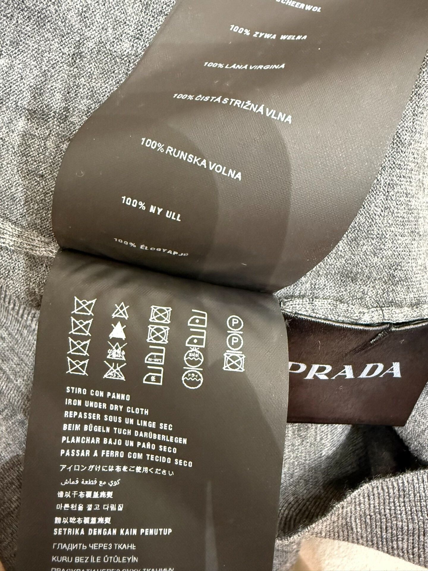 Prada prada men's wool knit sweater Size US M / EU 48-50 / 2 - 6 Thumbnail