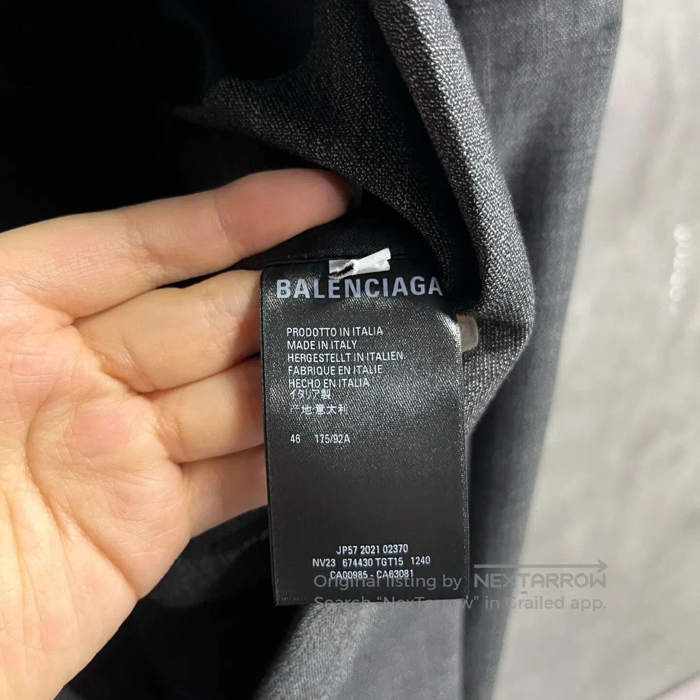 Balenciaga Balenciaga Dark gray logo sticker on a V-neck long-sleeve Size 46R - 4 Thumbnail