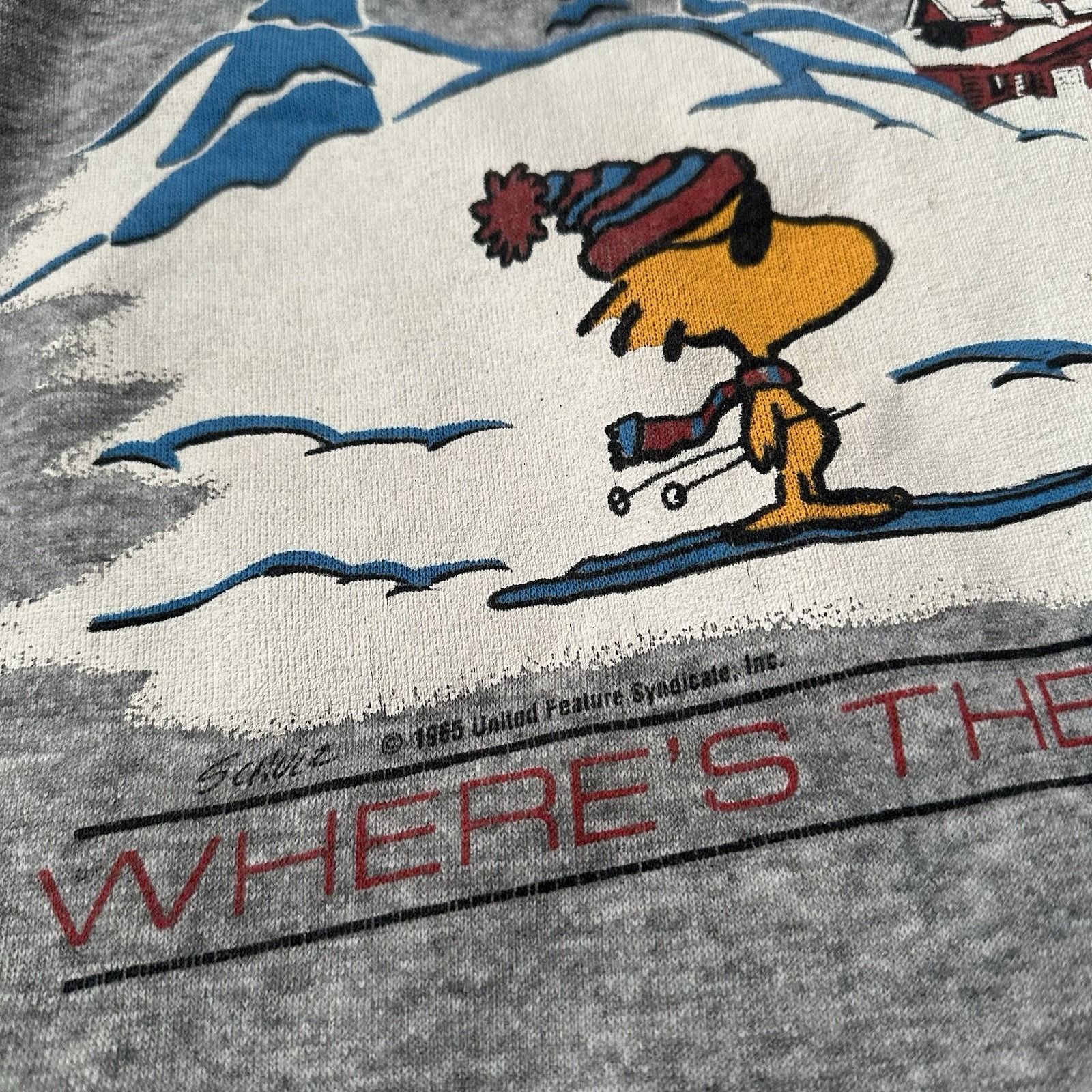 Peanuts VTG 80'S PEANUTS 'WHERE'S THE CHICKS?' WOODSTOCK SKIING GREY Size US XXL / EU 58 / 5 - 6 Thumbnail