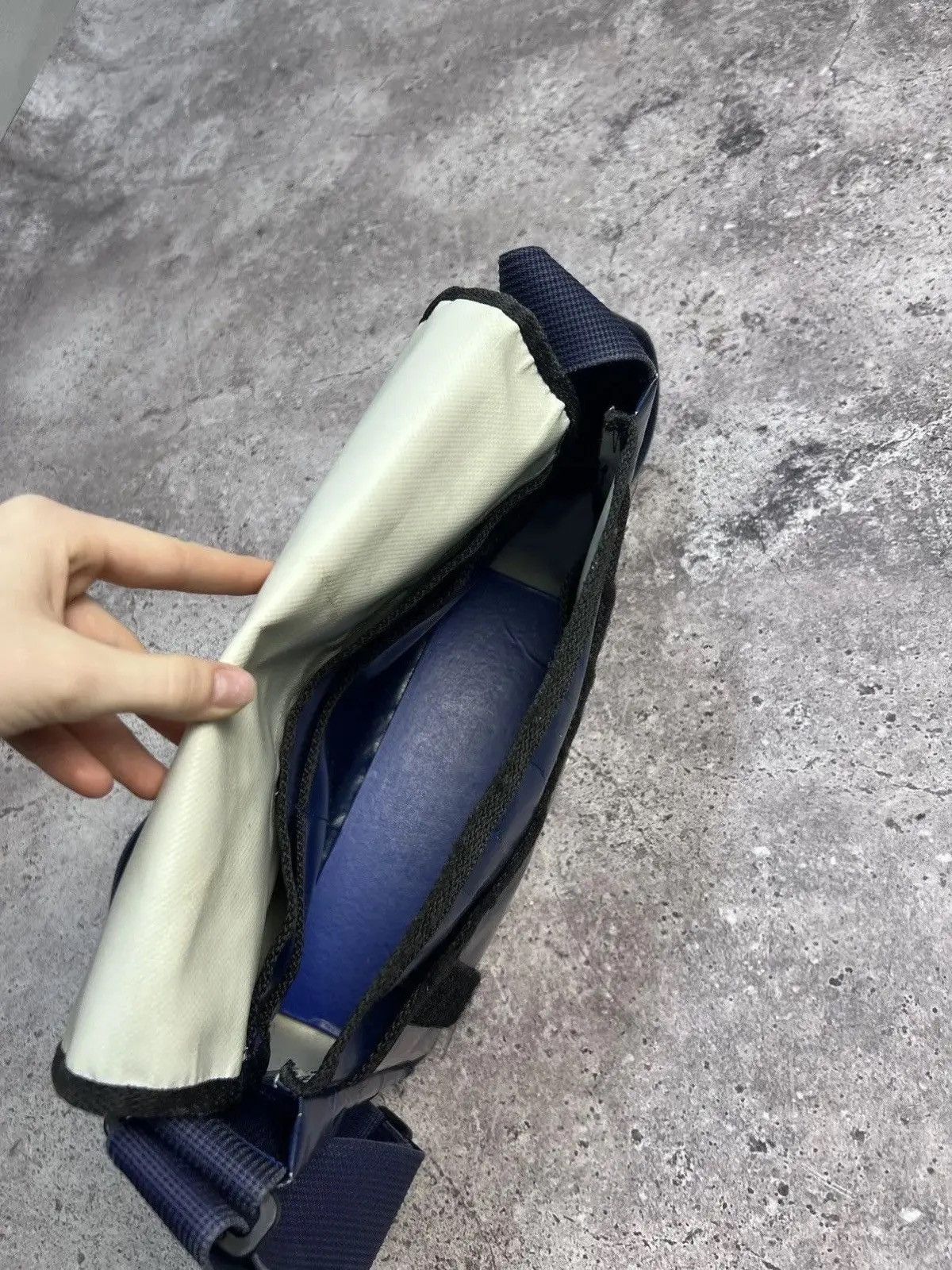 Freitag × Japanese Brand × Vintage ‼️FREITAG Messenger Backpack Recycling Bag Shopper Y2K bag Size ONE SIZE - 8 Thumbnail